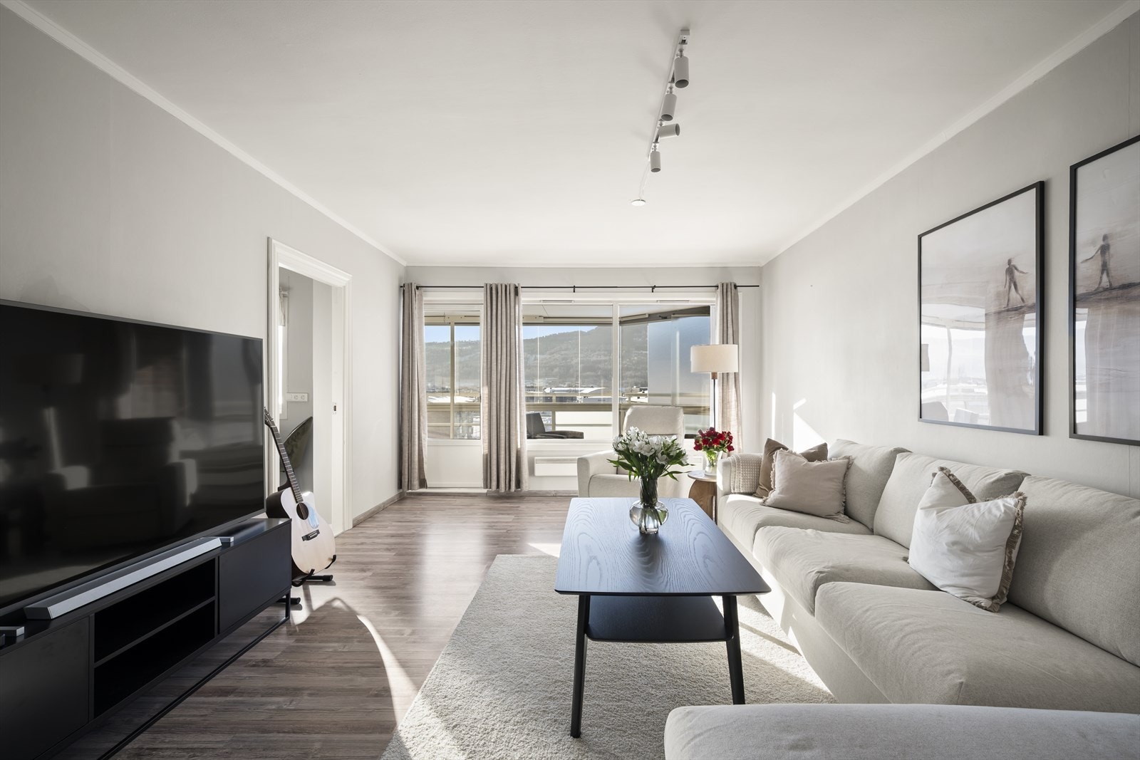 NBBO Eiendomsmegling v/Tomas Urbanik ønsker velkommen til visning i Korsveien 51! Galleribilde