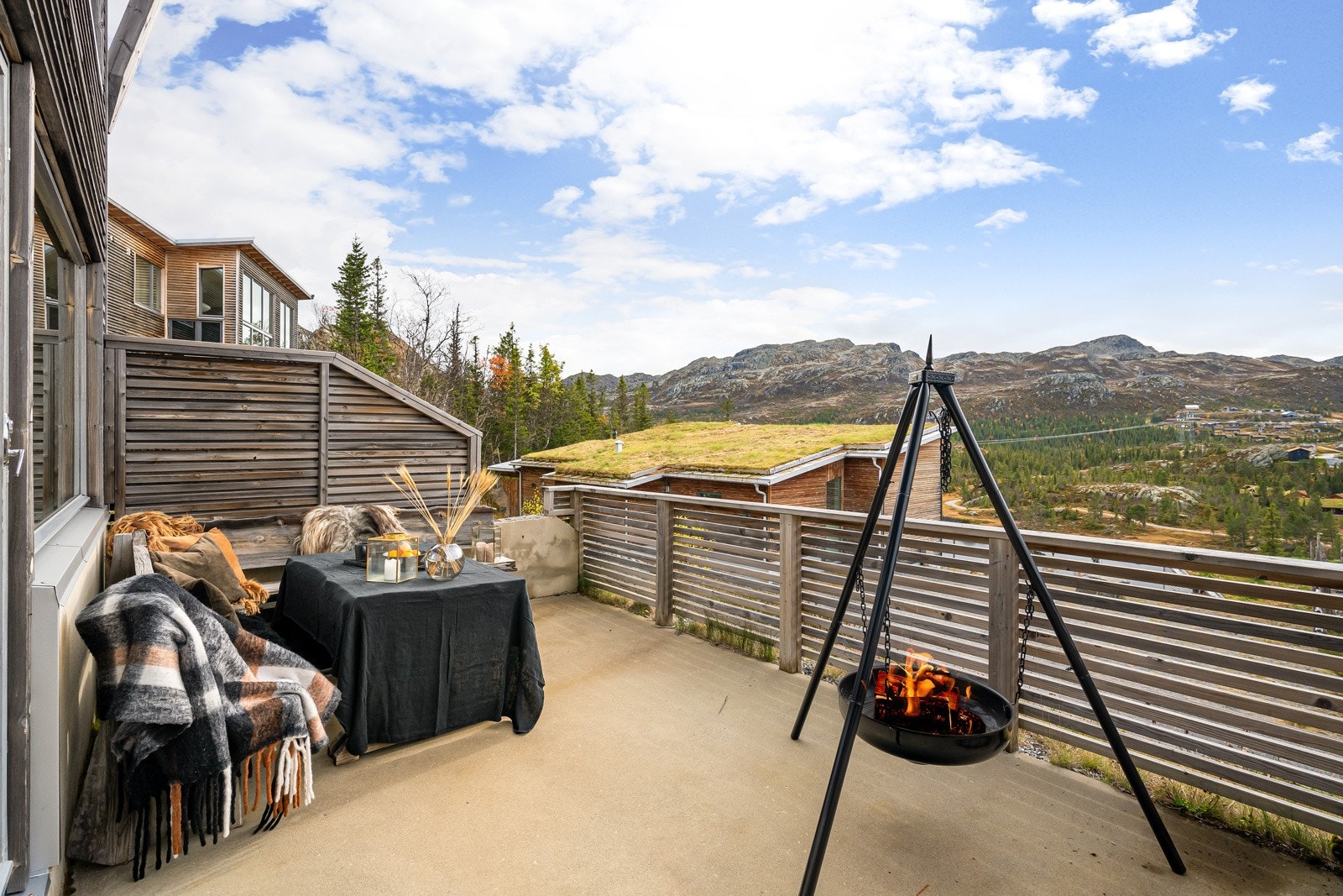Her kan solen nytes både sommer, vinter, høst og vår. Galleribilde