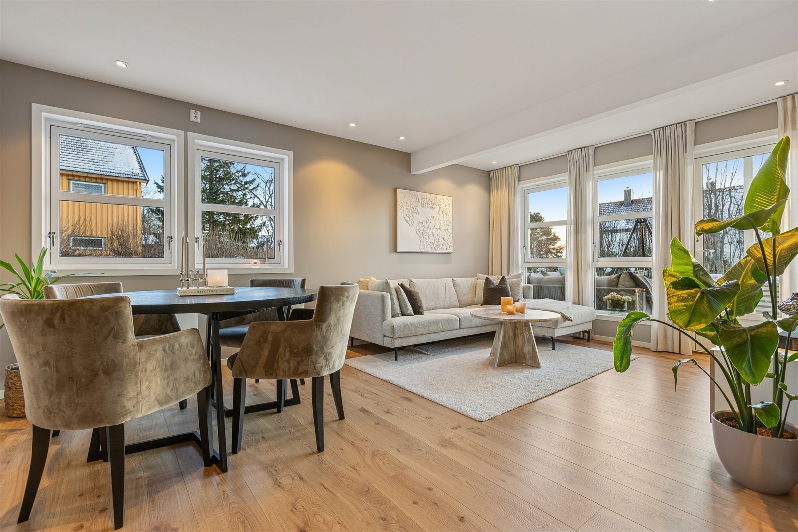 DNB Eiendom v/Jørgen Bratberg Michaelsen tlf. 47613726 ønsker deg velkommen til Munkvoll og Emilie Kroghs Veg 8A! Galleribilde