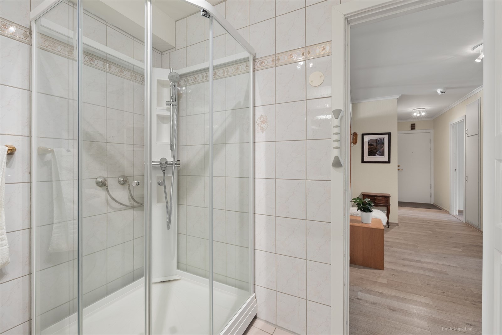 Dusjkabinett på badrom Galleribilde