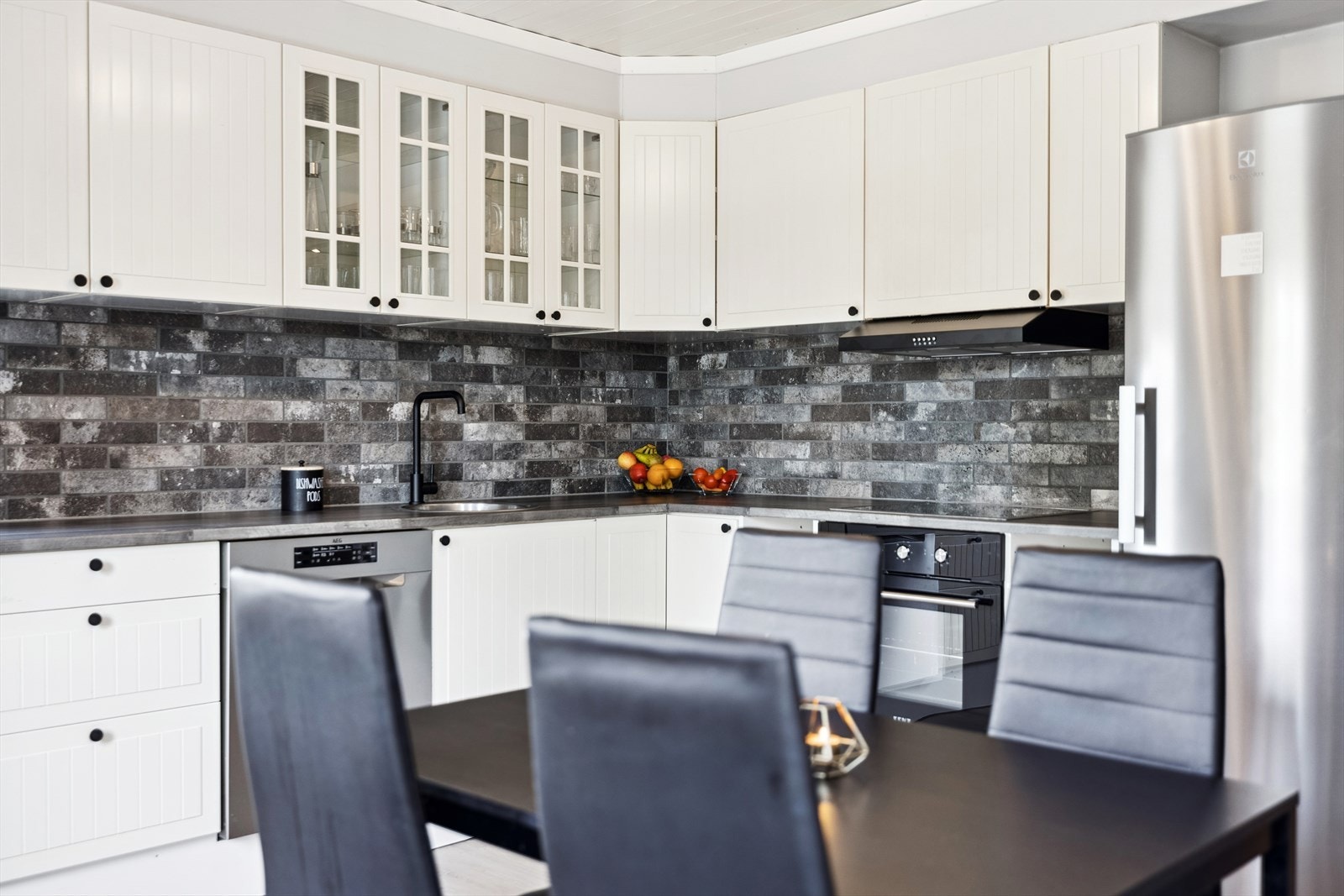 Koselig spiseplass på kjøkkenet Galleribilde