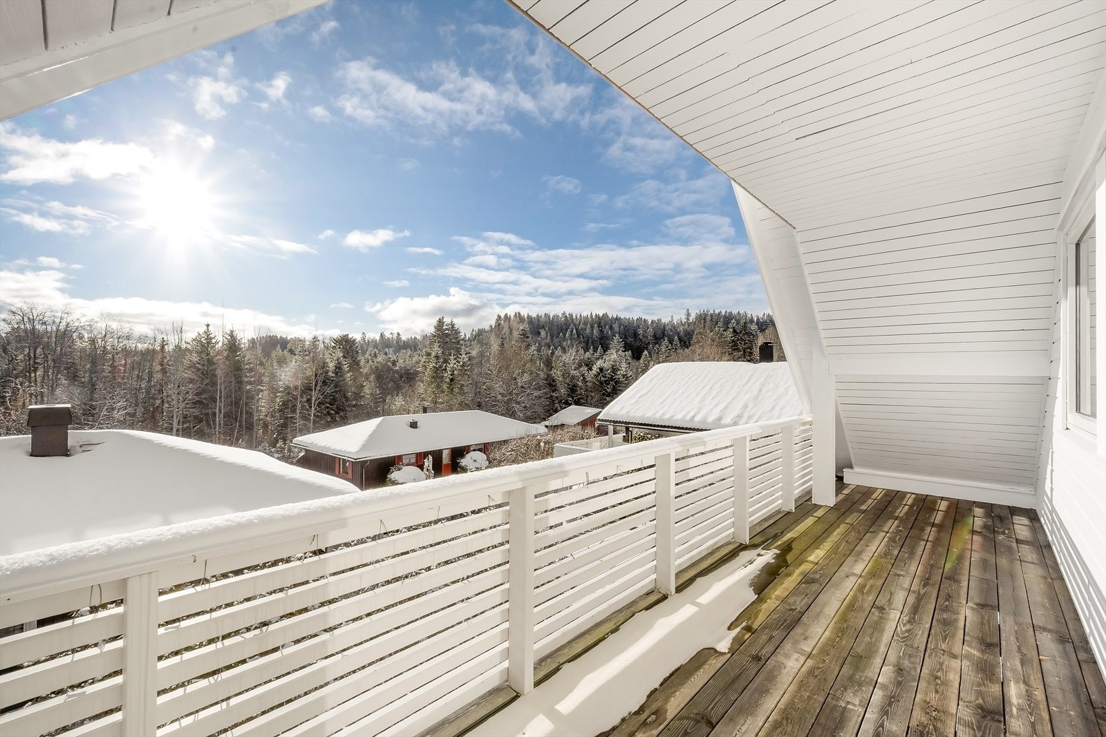 Terrasse med utgang fra hovedsoverom. Galleribilde