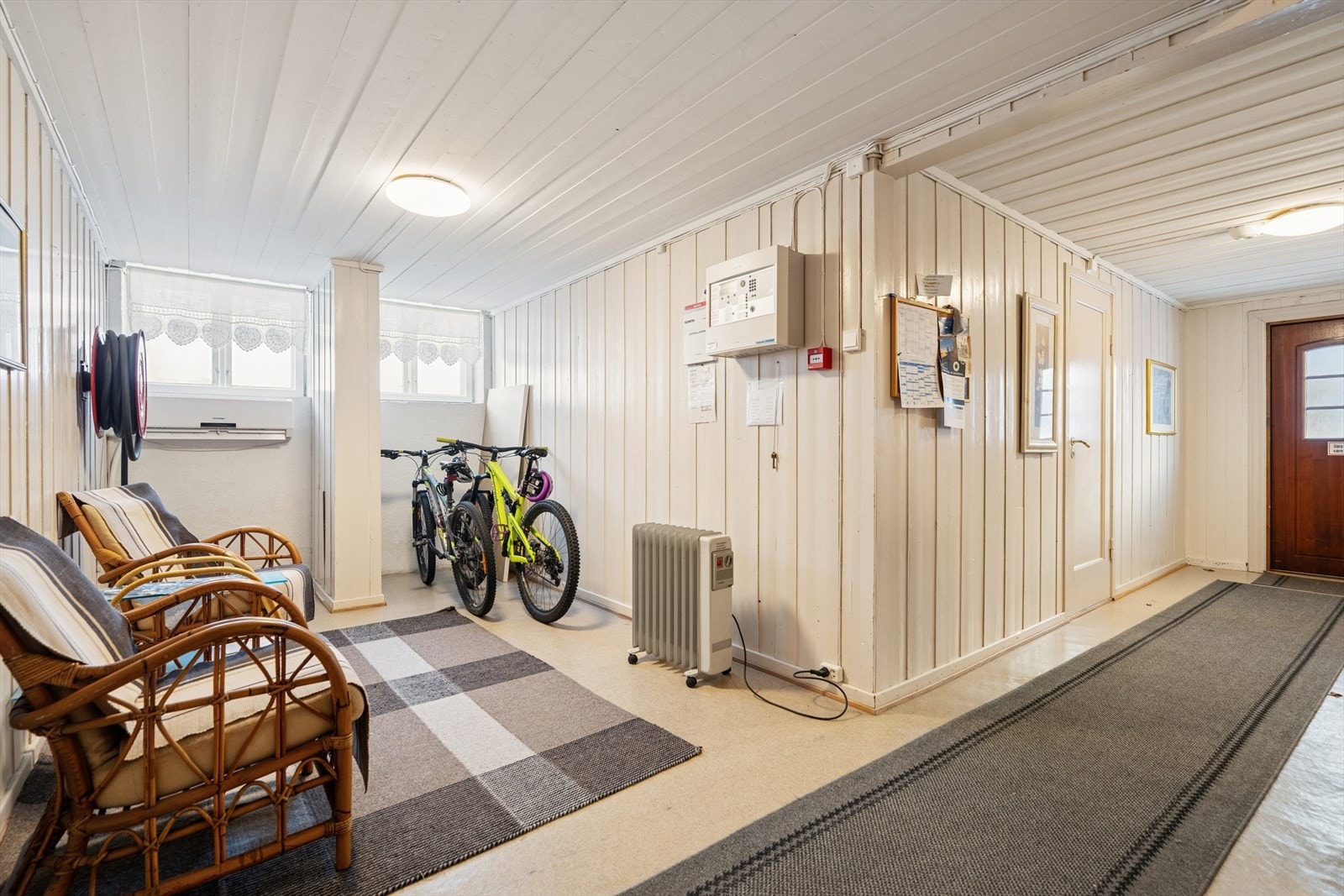 Fellesområde i kjeller. Galleribilde