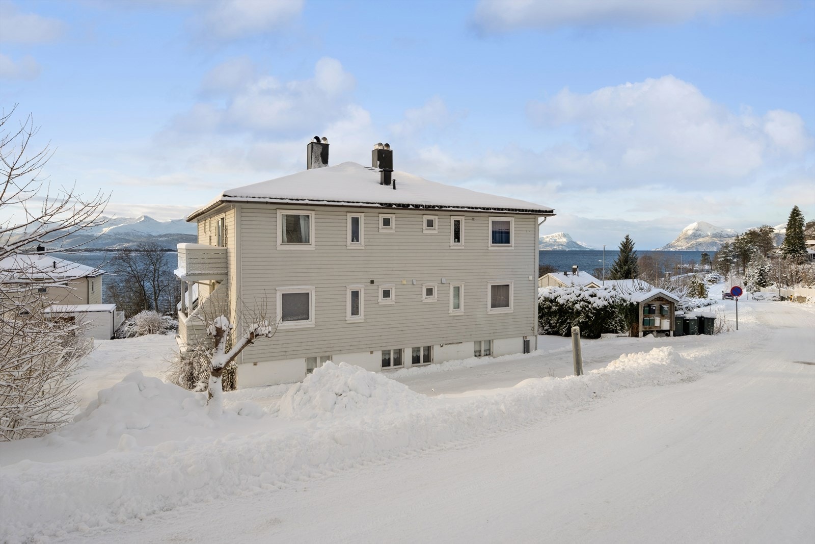 Velkommen til en hyggelig visning - husk visningspåmelding! Galleribilde