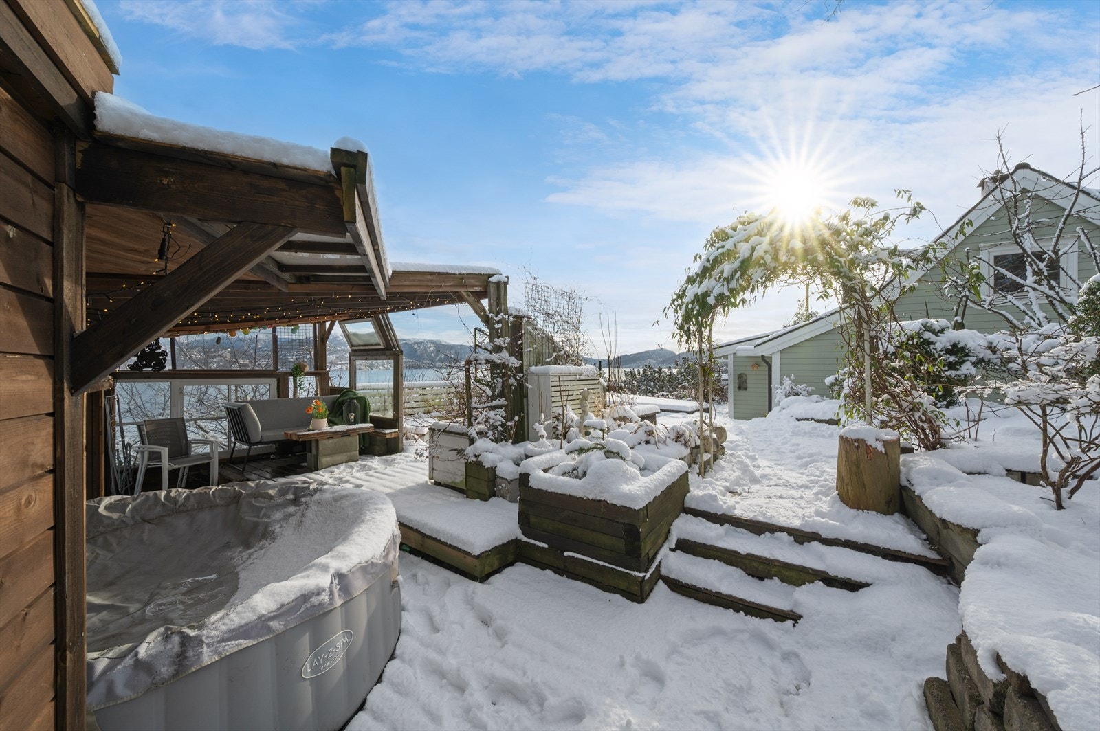 Askvegen 18 presentert av Fredrik Andersen Tytingvåg, Eiendomsmegler 1. Galleribilde