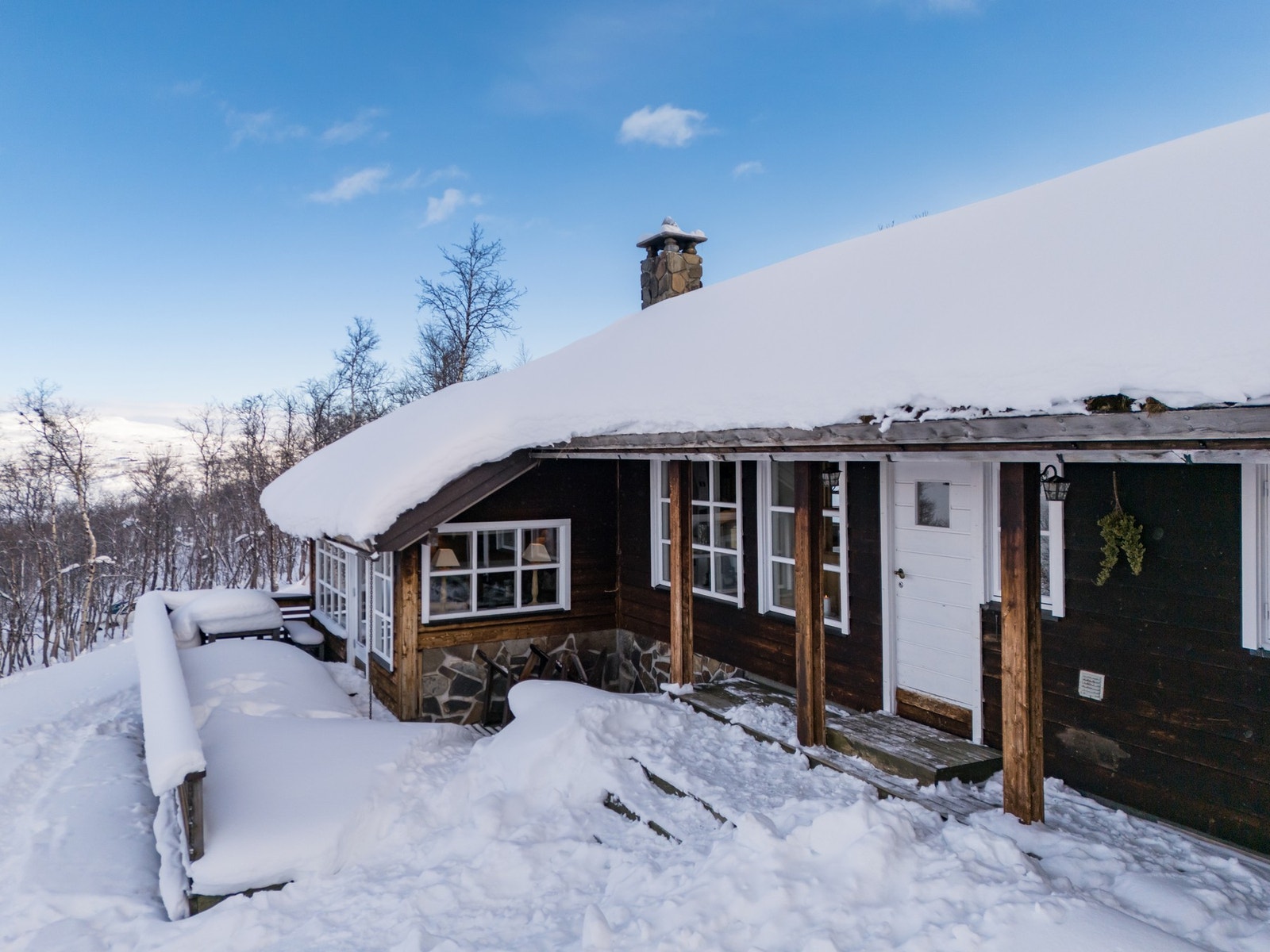 Terrasse på hyggelig uteområde Galleribilde