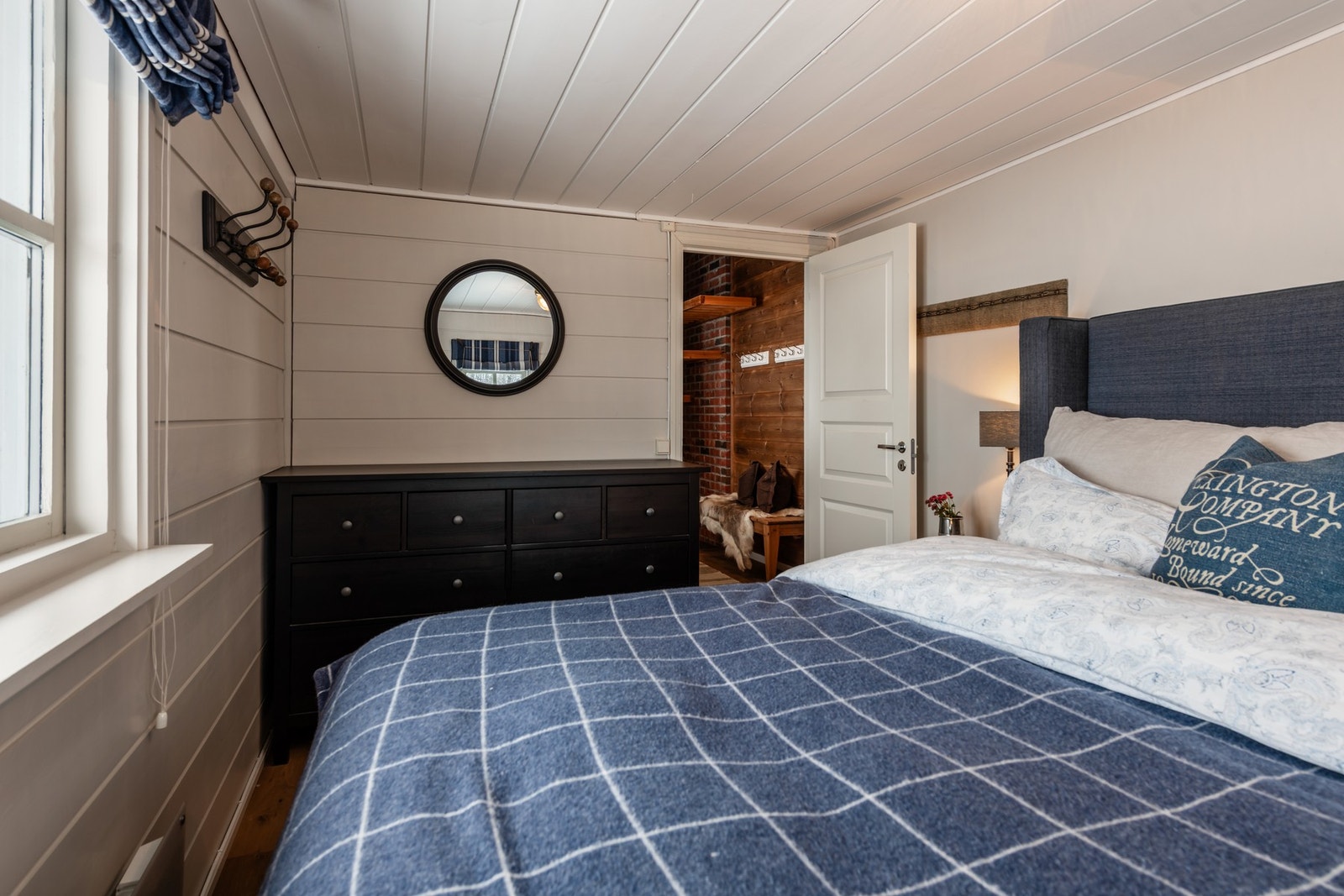 Det er godt med plass til oppbevaringsløsninger Galleribilde