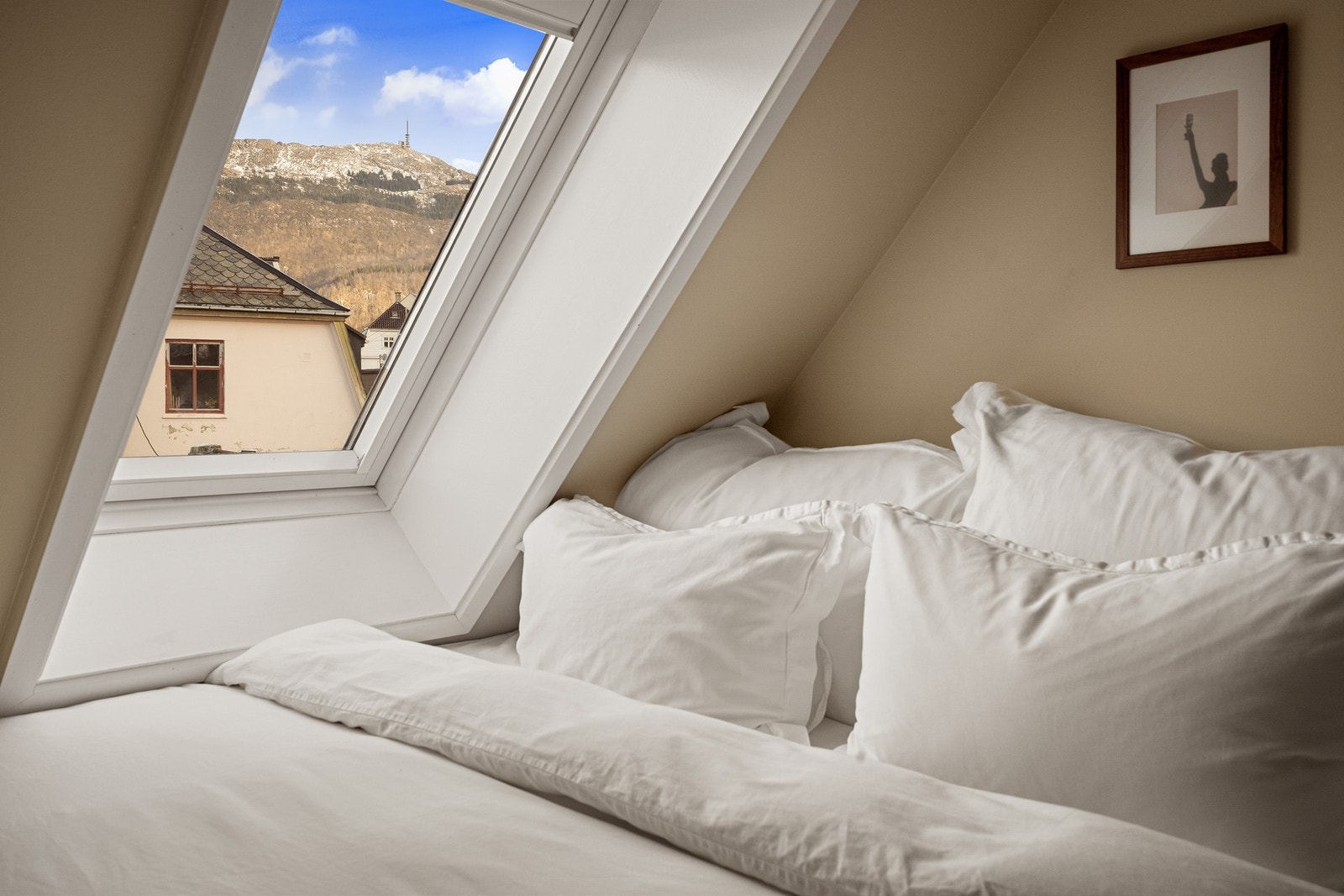 Nytt stjernehimmel og nordlys fra sengen Galleribilde