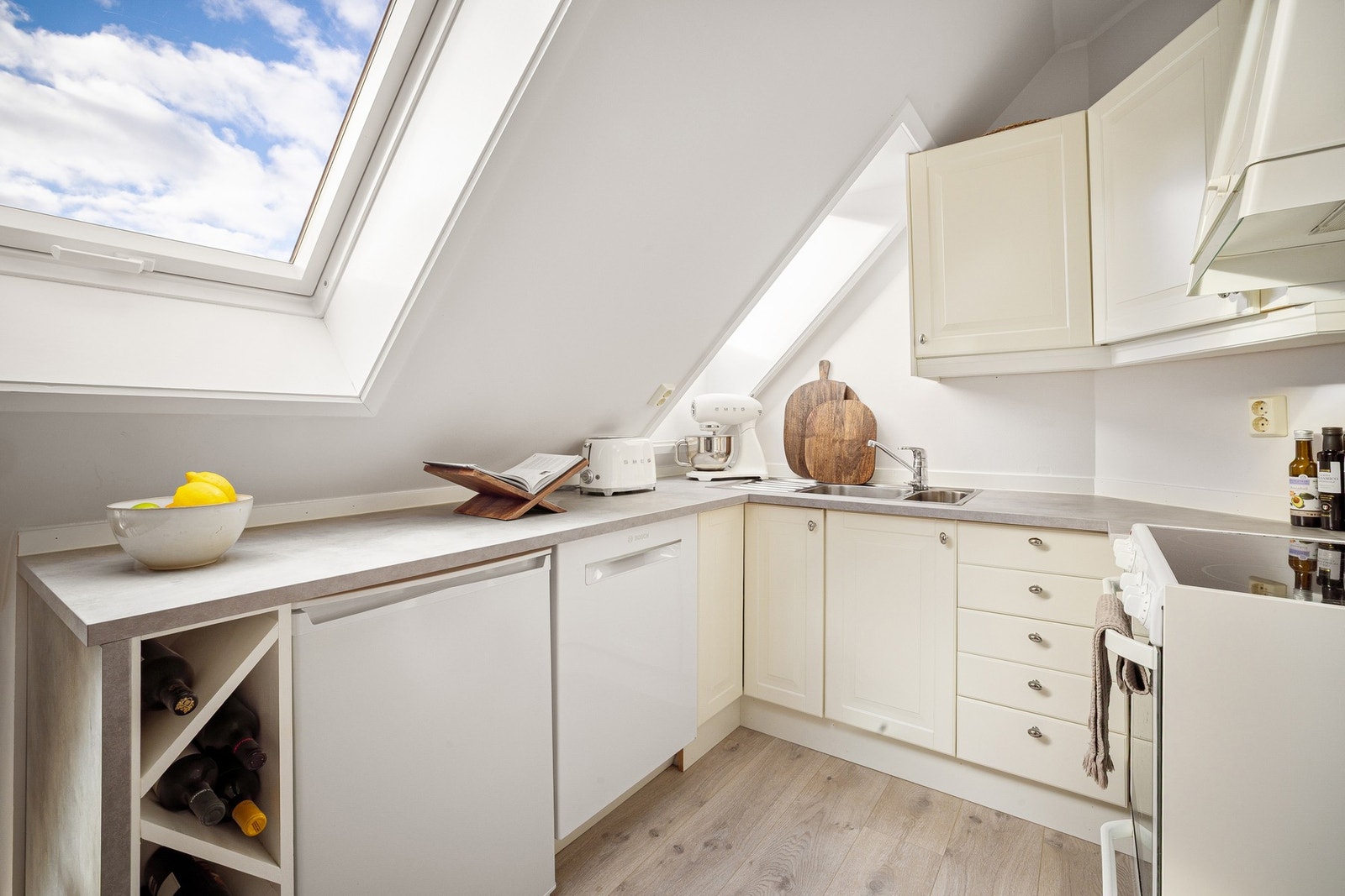 Til og med plass til litt årgangs vin. Galleribilde