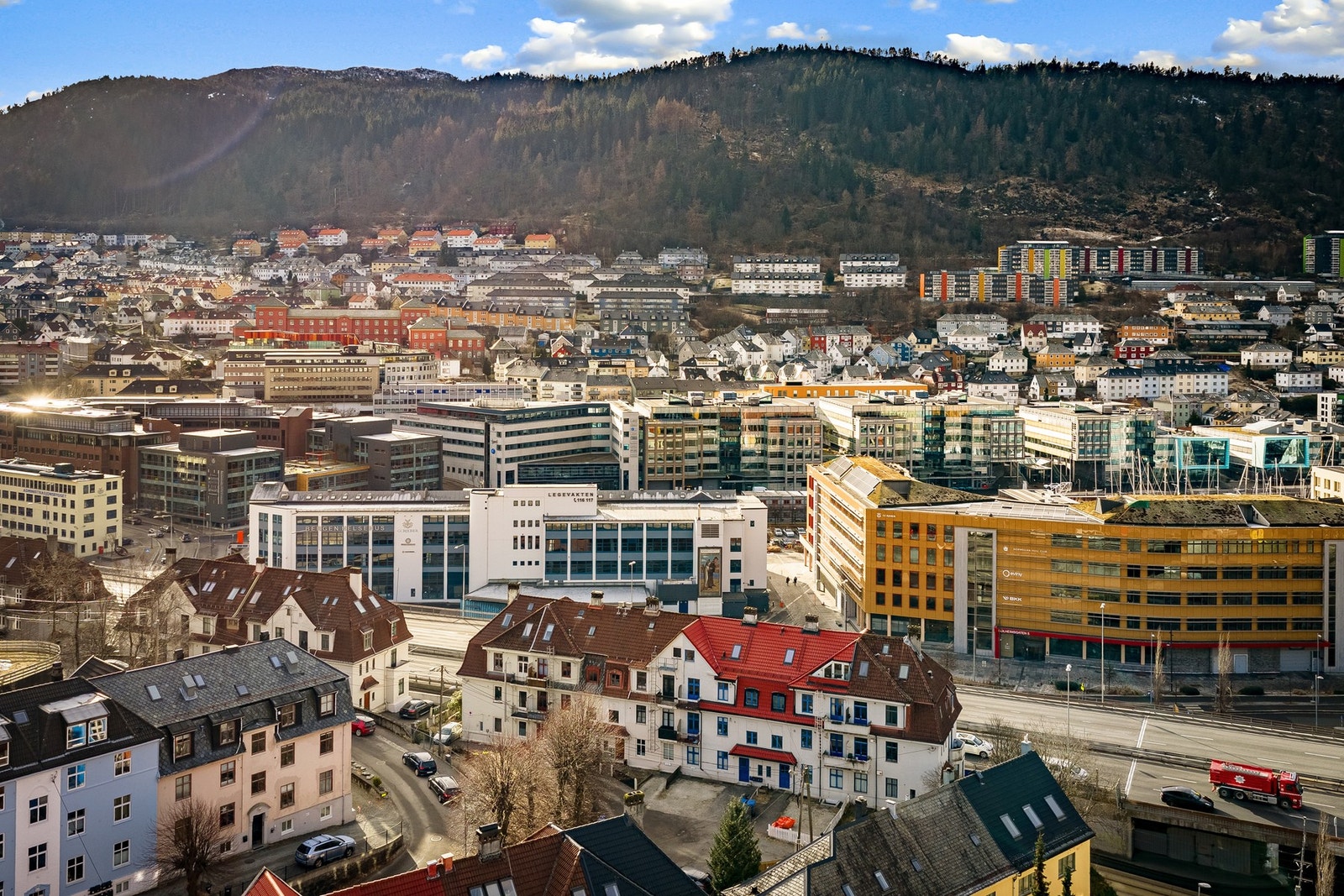 Sett mot sørvest mot Løvstakken Galleribilde