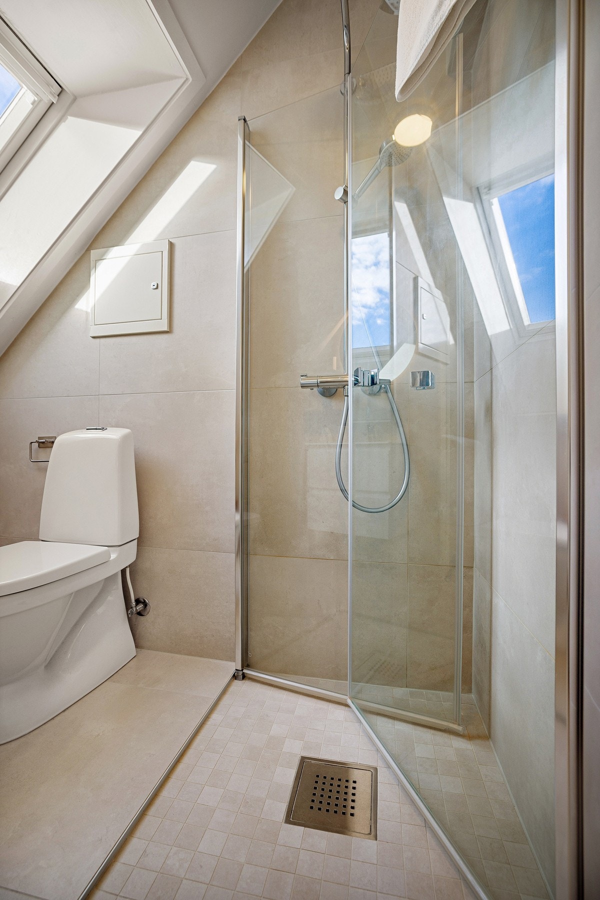 Nyere bad, alt med dokumentasjon Galleribilde