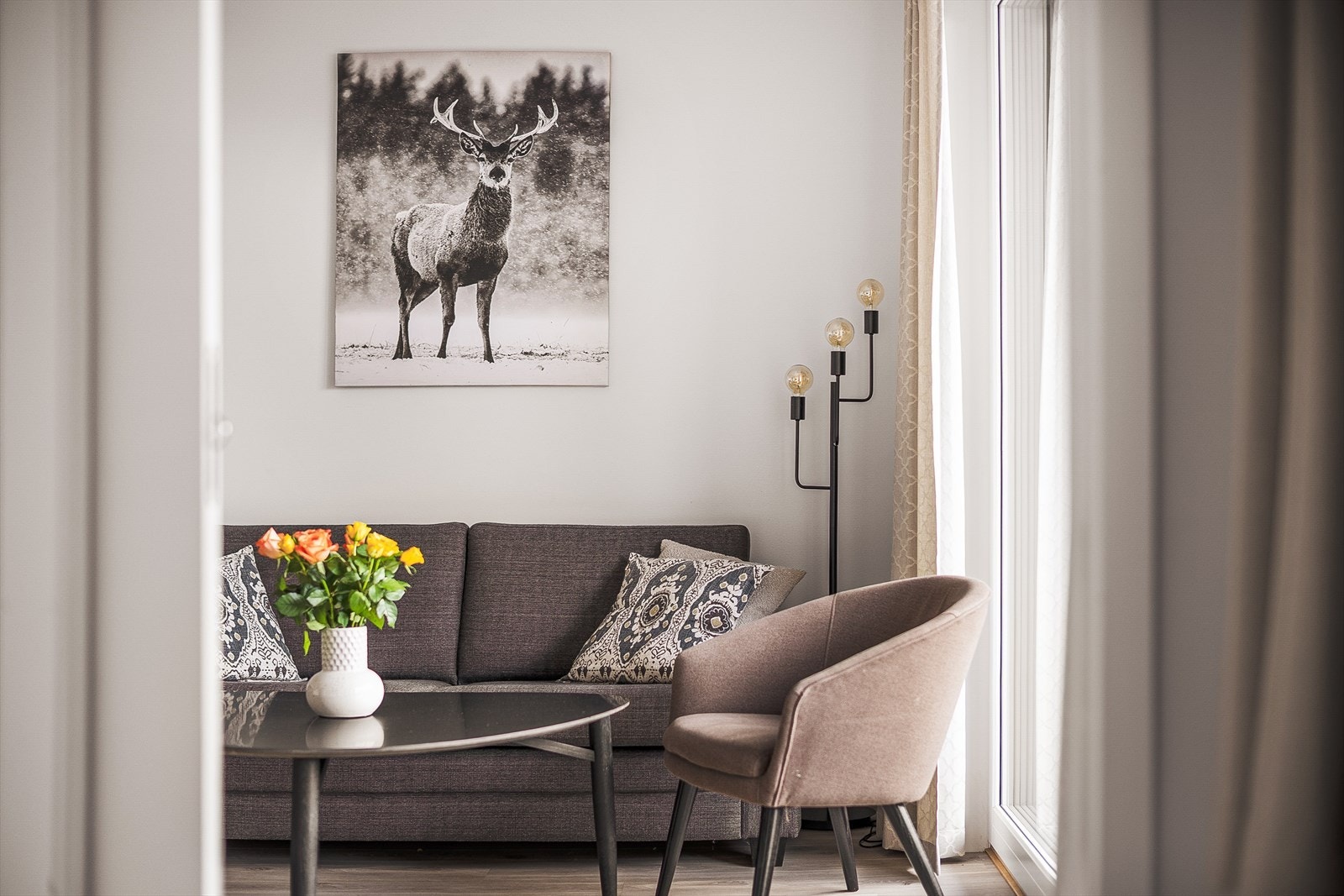 Det er vannbåren varme i gulv også i stue/kjøkken Galleribilde