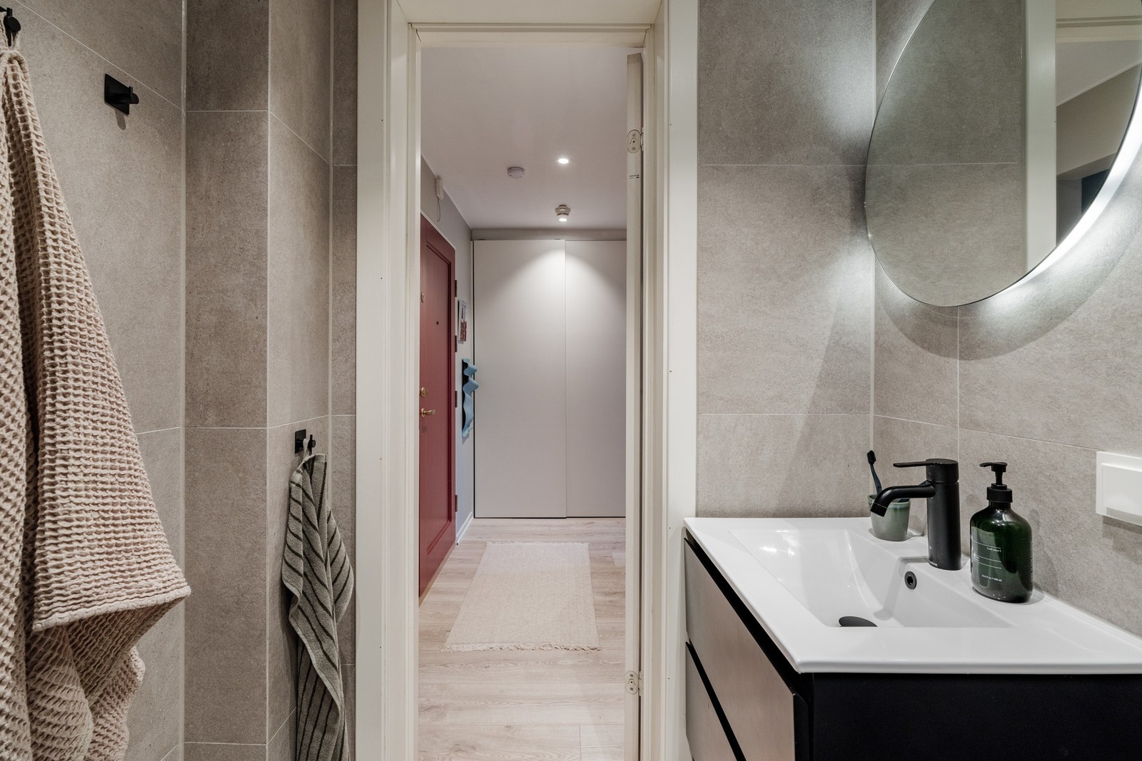 Lekkert bad fra 2020. Dokumentasjon foreligger. Galleribilde