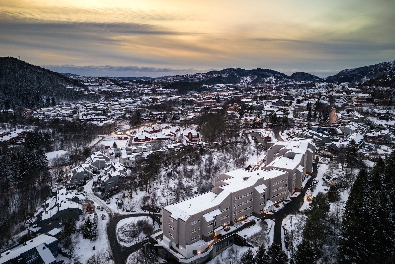 Her har du muligheten til å nyte en behagelig hverdag med alt du trenger innen kort rekkevidde! Galleribilde