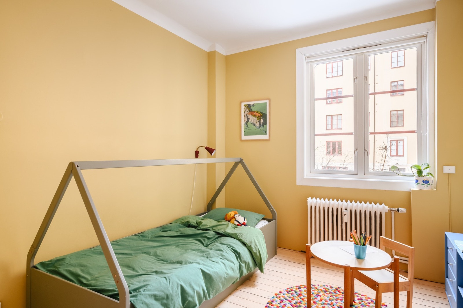 Det tredje soverommet passer utmerket som barnerom eller hjemmekontor. Galleribilde