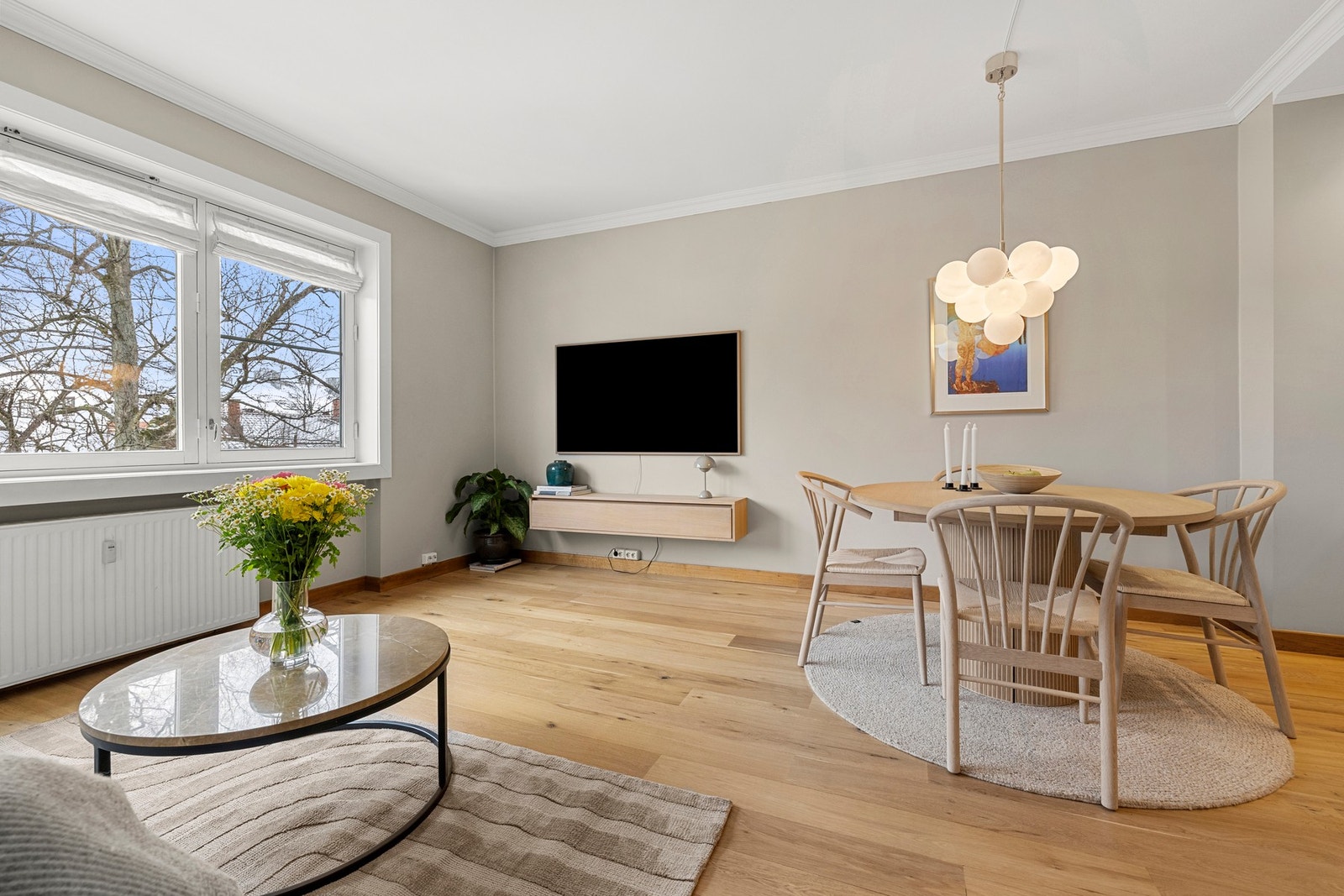 Dette er en moderne 2-roms leilighet med privat beliggenhet på Briskeby. Galleribilde