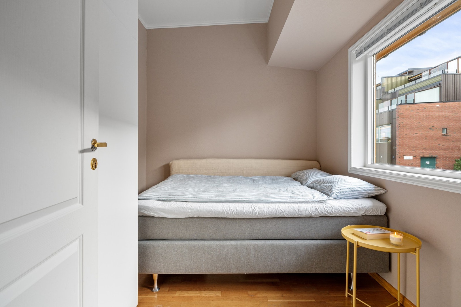 Soverom nummer to Galleribilde