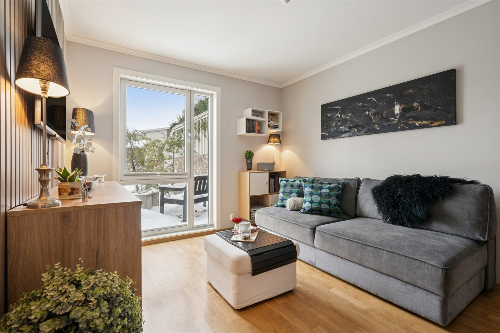 Dette er rommet i 1. etg. er betegnet som stue på originaltegninger. Det kan fritt benyttes som soverom dersom ny eier ønsker det. Galleribilde