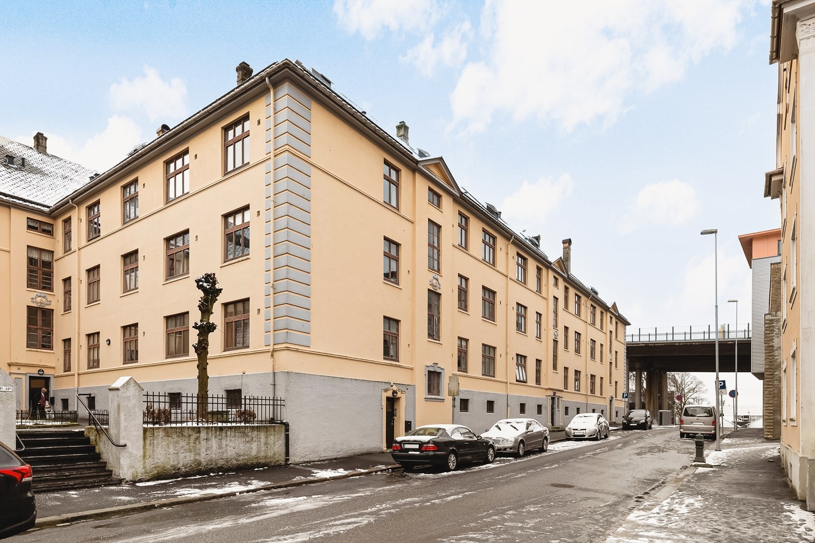 Her ligger du fint til i Trikkebyen! I en årrekke har Møhlenpris vært et av de absolutt mest populære stedene å bosette seg i Bergen. Galleribilde