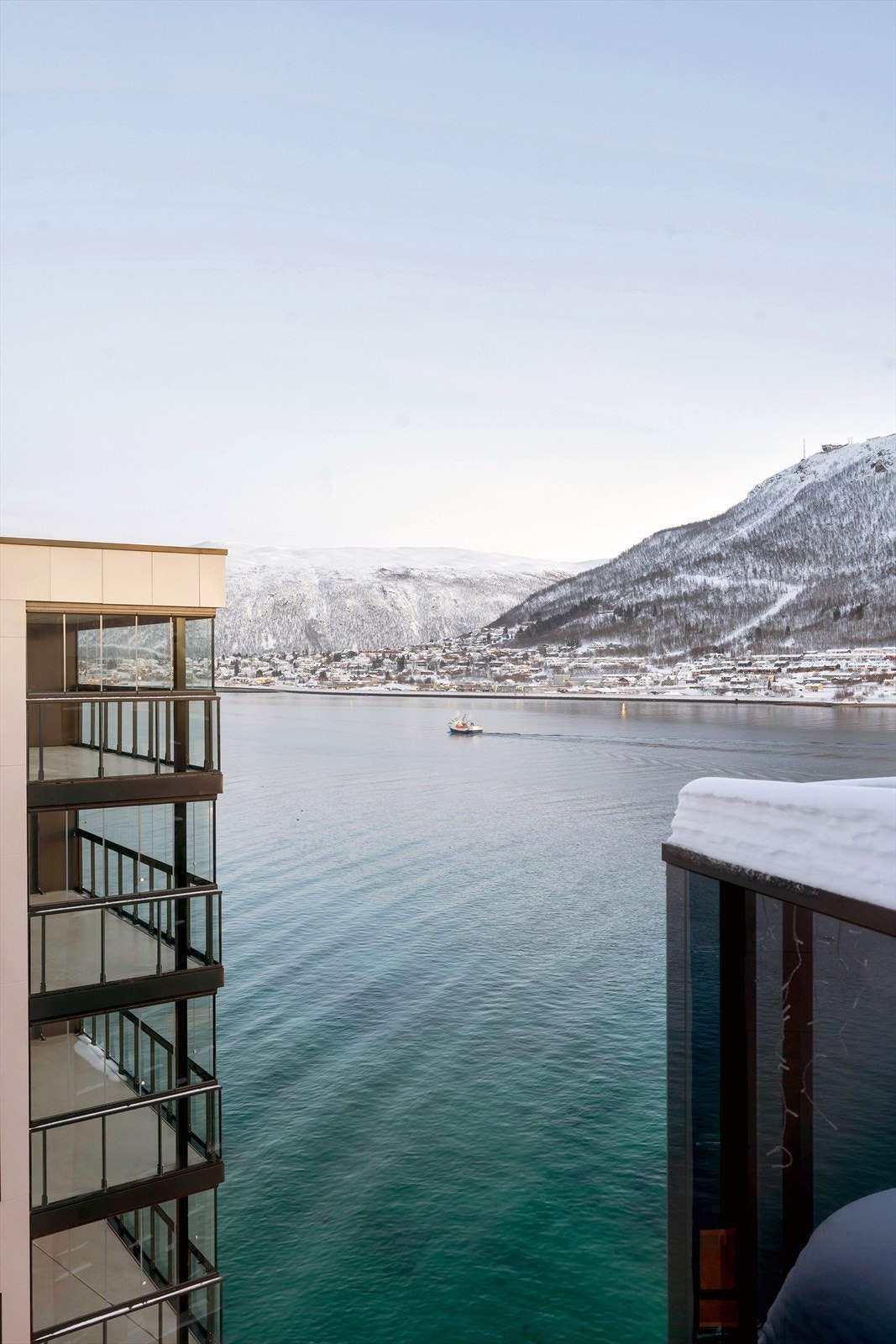 Nydelig utsikt fra sofakanten. Galleribilde