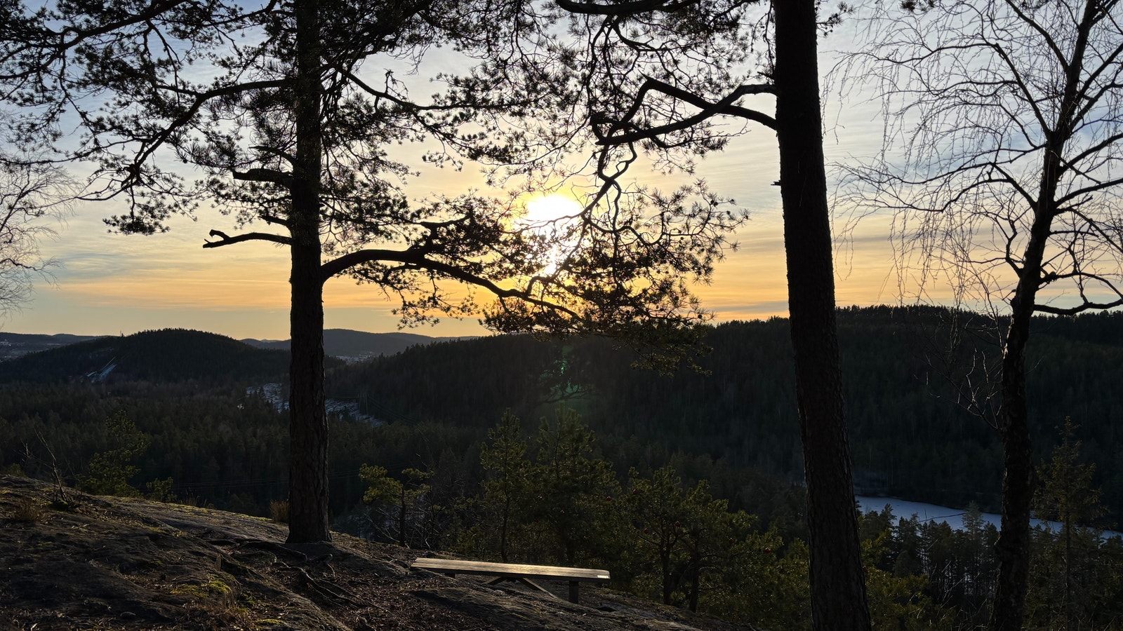 På Tinnskollen - under 30 minutters gange fra boligen Galleribilde
