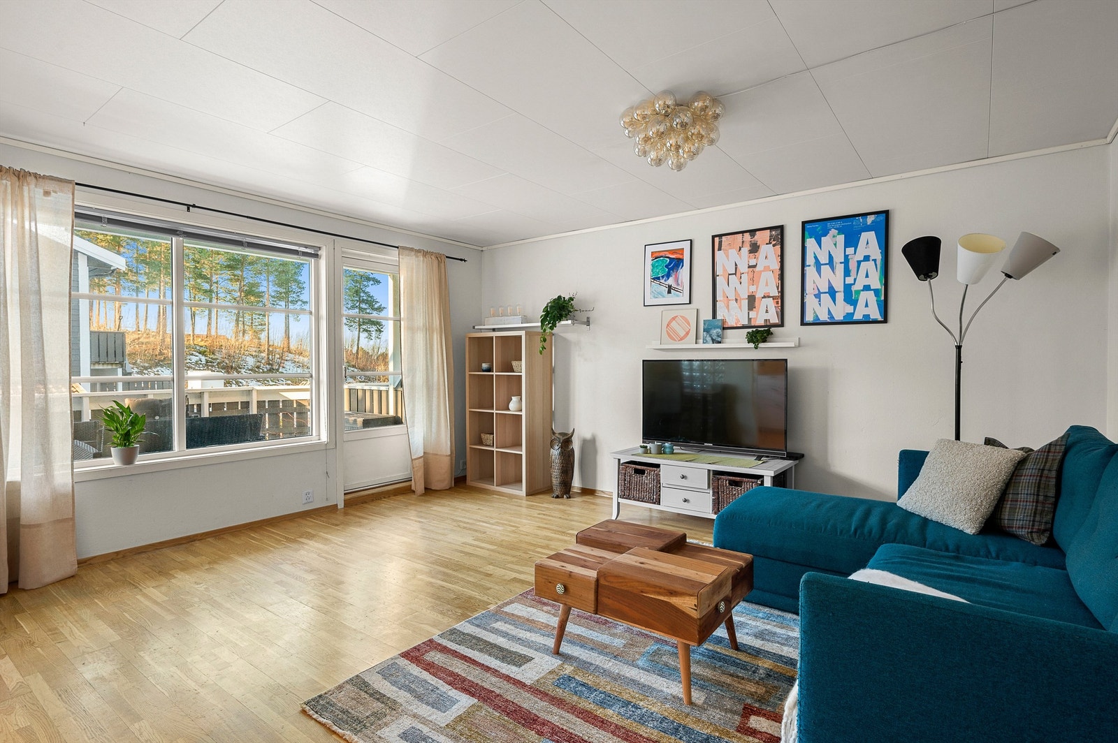 Velkommen til Vikåsen 57B - og denne innholdsrike 3-romsleiligheten beliggende i et rolig og ettertraktet område på Vikåsen/Ranheim! Galleribilde