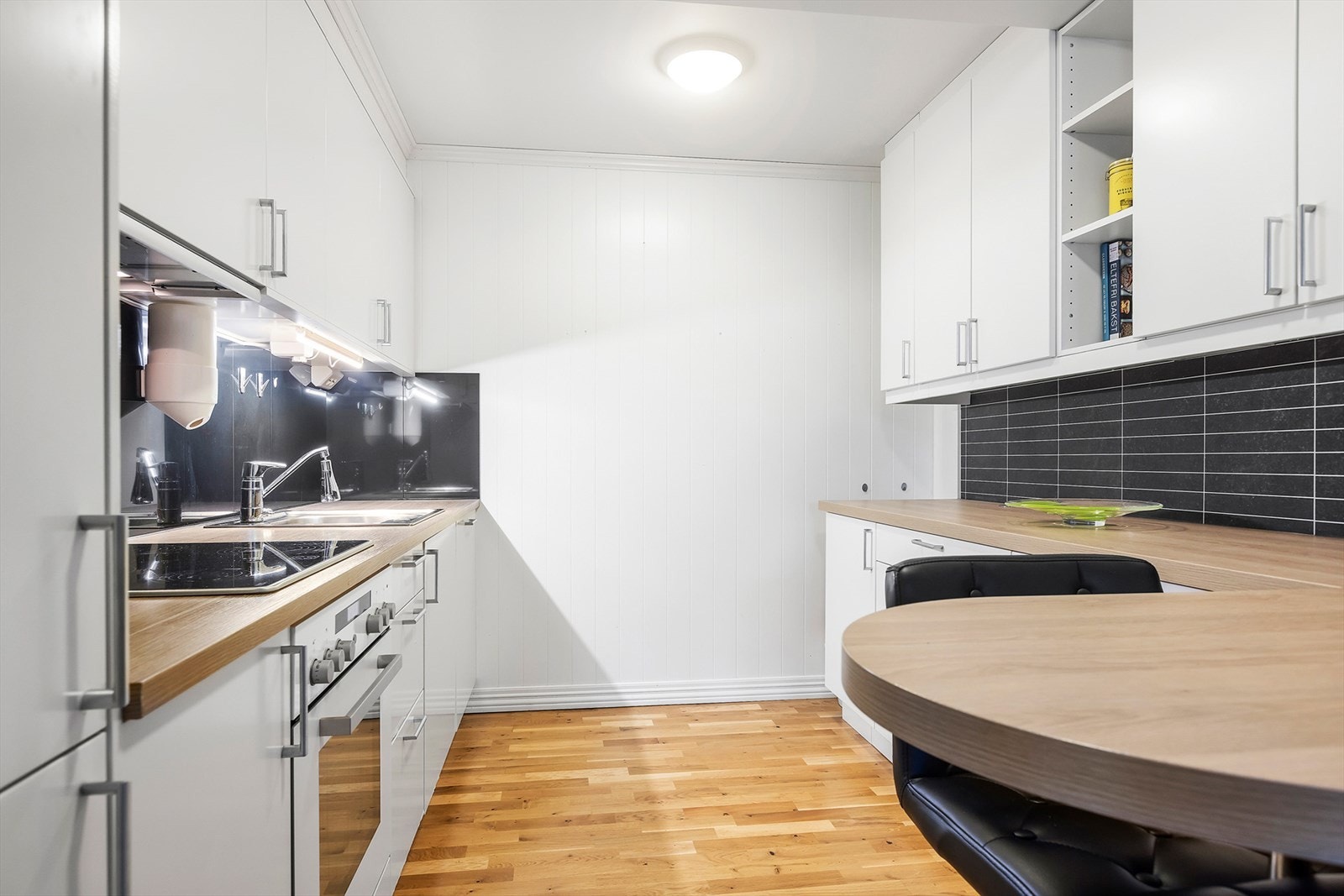 Hvitevarer på kjøkken følger med Galleribilde