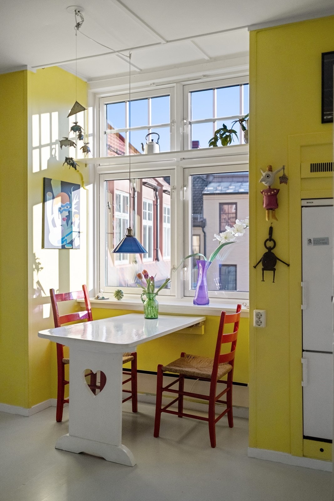 Her er det også plass til spisebord ved vinduet. Galleribilde