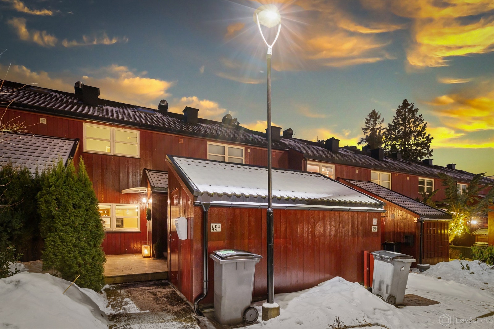 Ved inngangspartiet ligger en praktisk sportsbod på 5 kvm. Det er strømuttak i boden Galleribilde