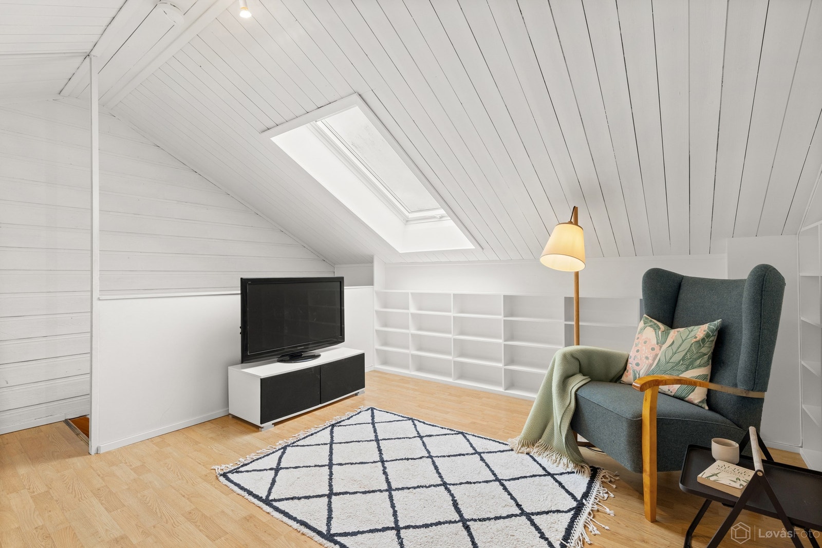 Loftstue (rommet er ikke byggemeldt for varig opphold) Galleribilde