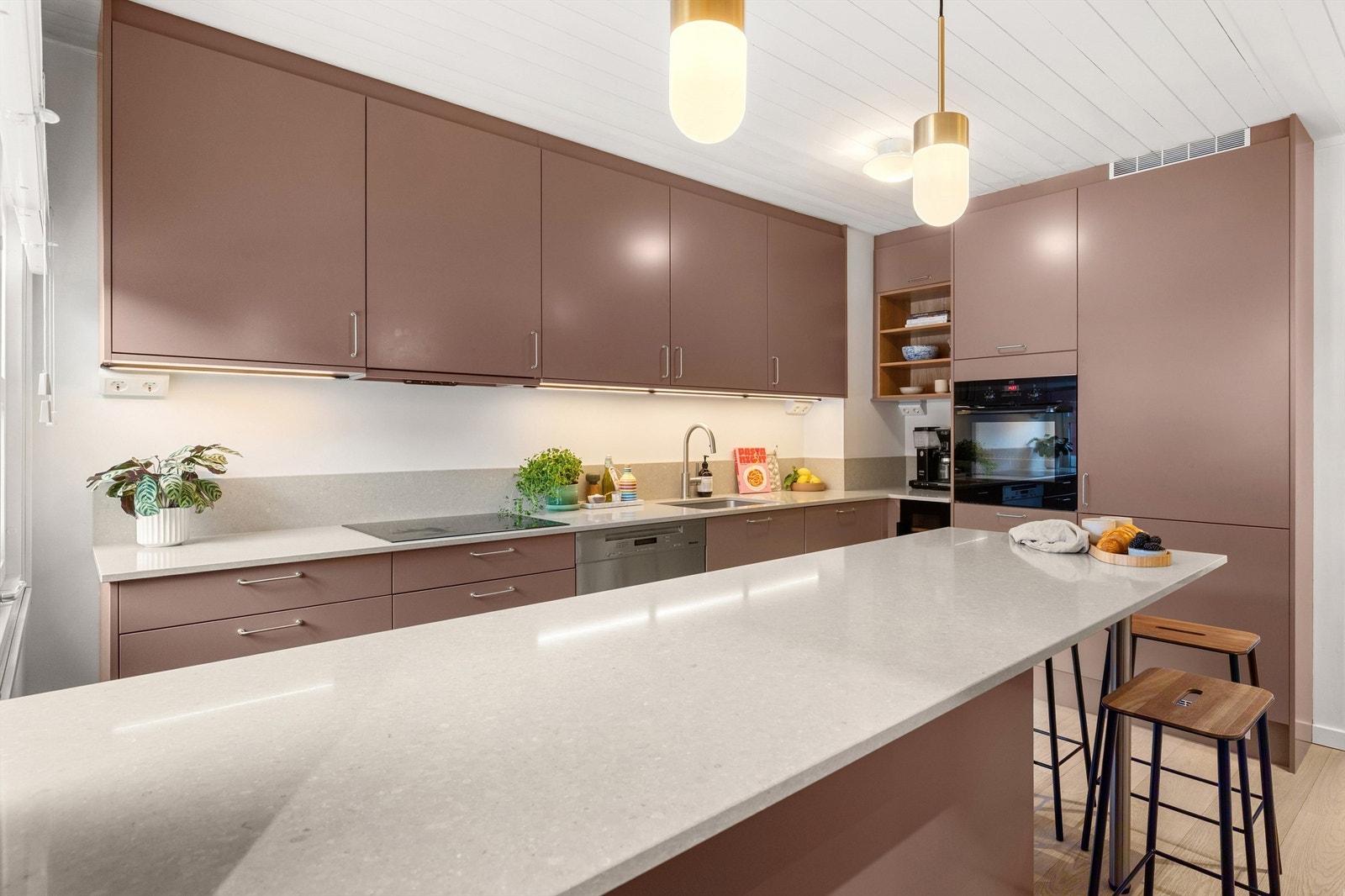 Lekkert og påkoste kjøkken Galleribilde