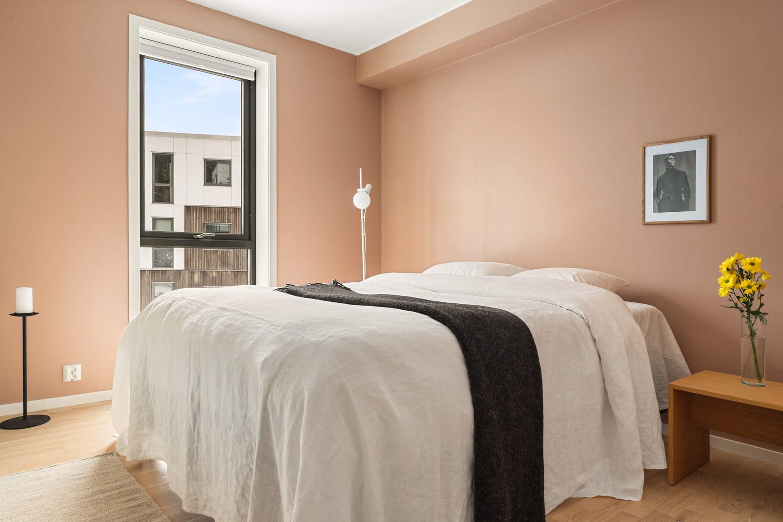 Hovedsoverommet måler ca. 12 kvm og er meget romslig. Galleribilde