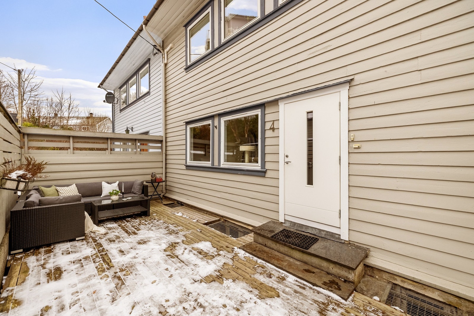 Terrassen måler 27 kvm. Galleribilde