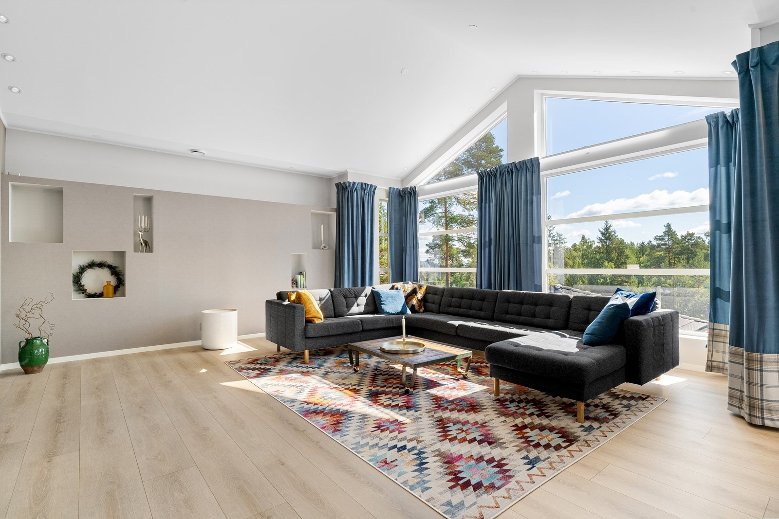 Dette er en unik mulighet for deg som søker det beste innen moderne boligkomfort! Galleribilde