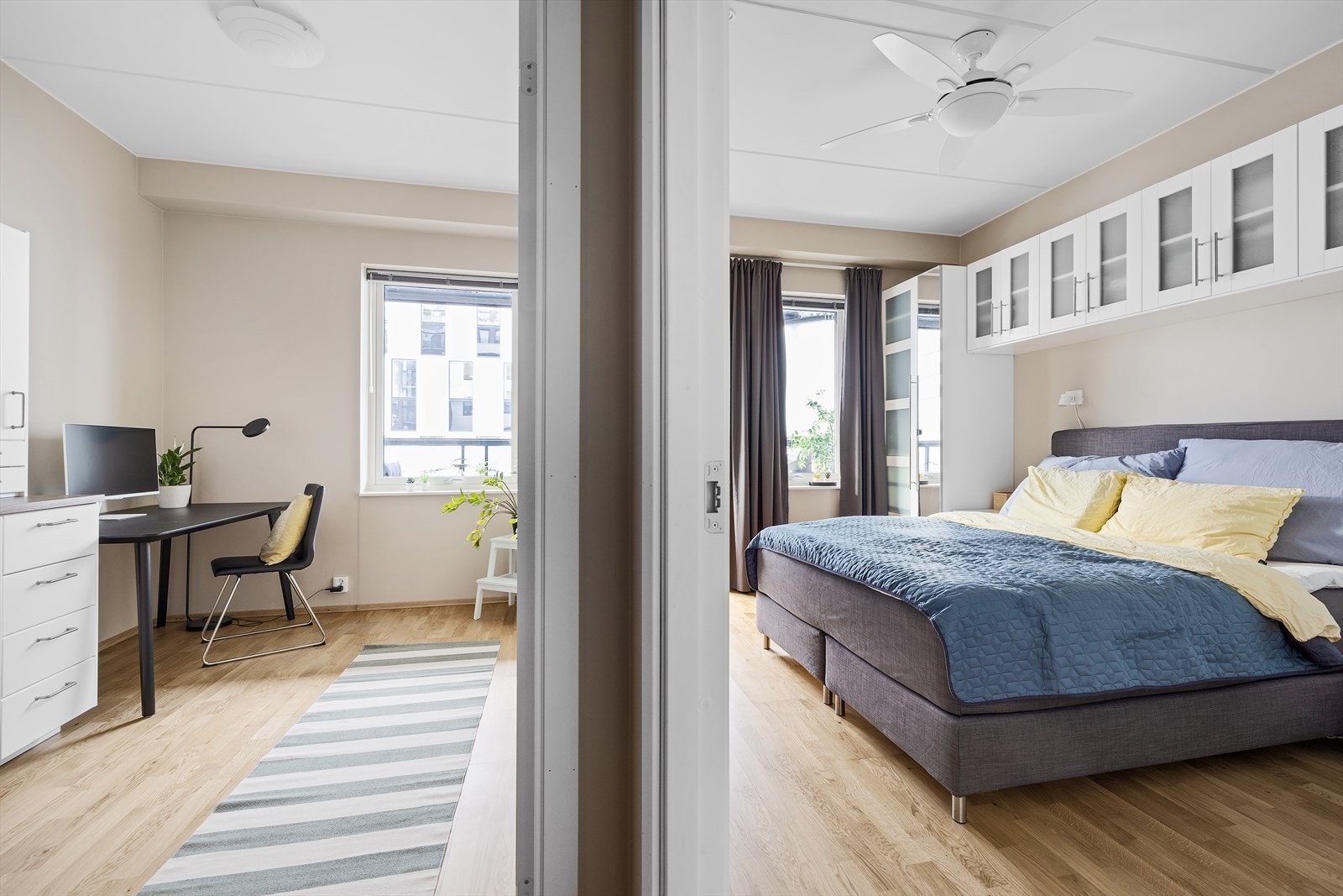 Soverom med plass til seng + arbeidsplass (kan også fungere som kontor/gjesterom). Galleribilde