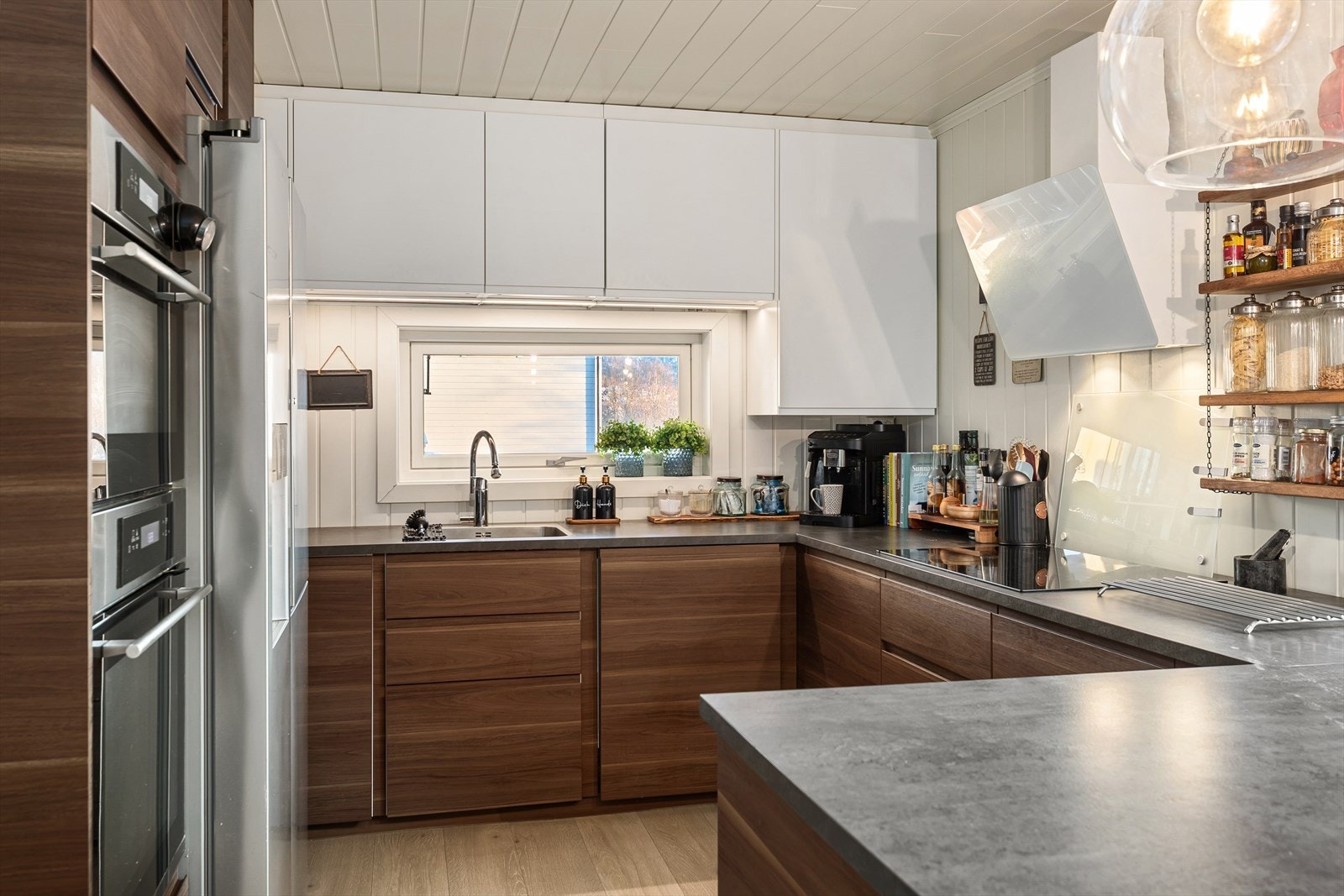 Kjøkken oppgradert i 2017. Galleribilde