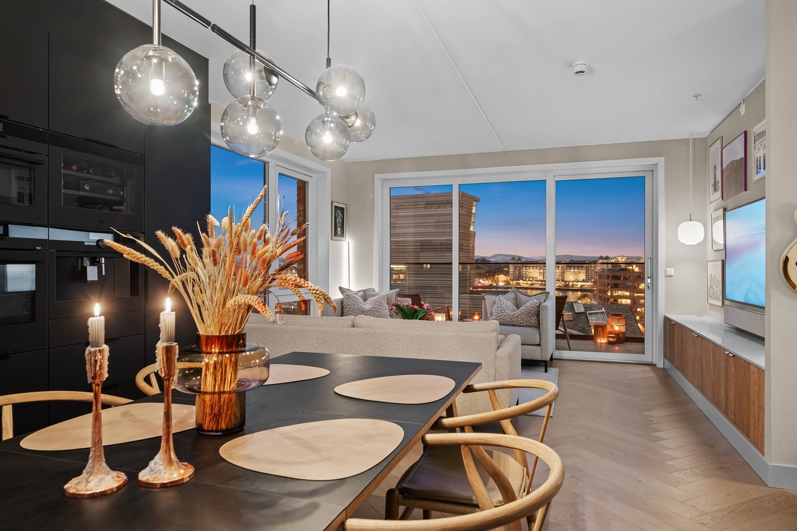 Her kan man nyte gode middager i godt selskap! Galleribilde