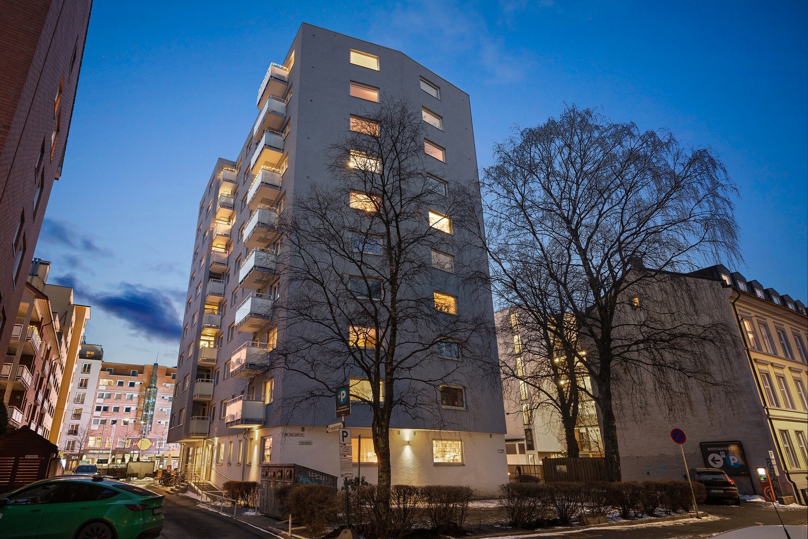 Fasade og balkonger ble pusset opp i 2018 Galleribilde