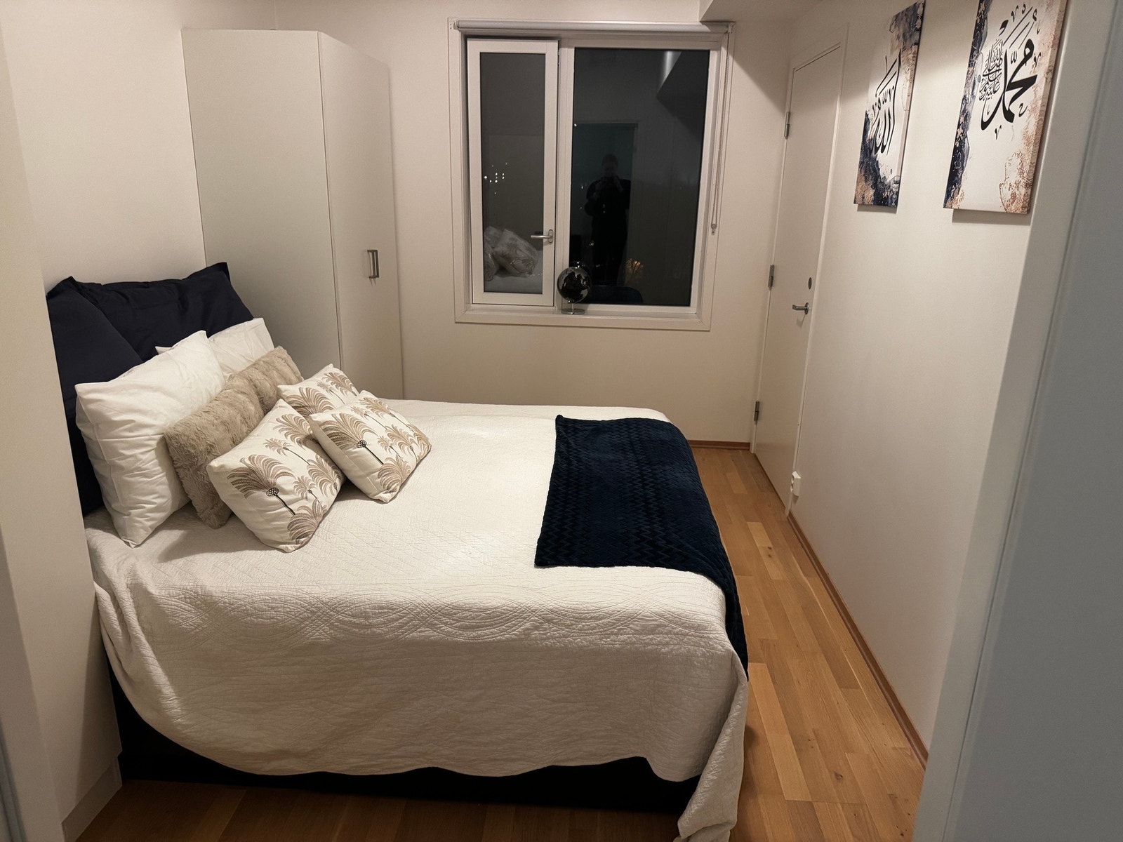 Selgers egne bilder Galleribilde