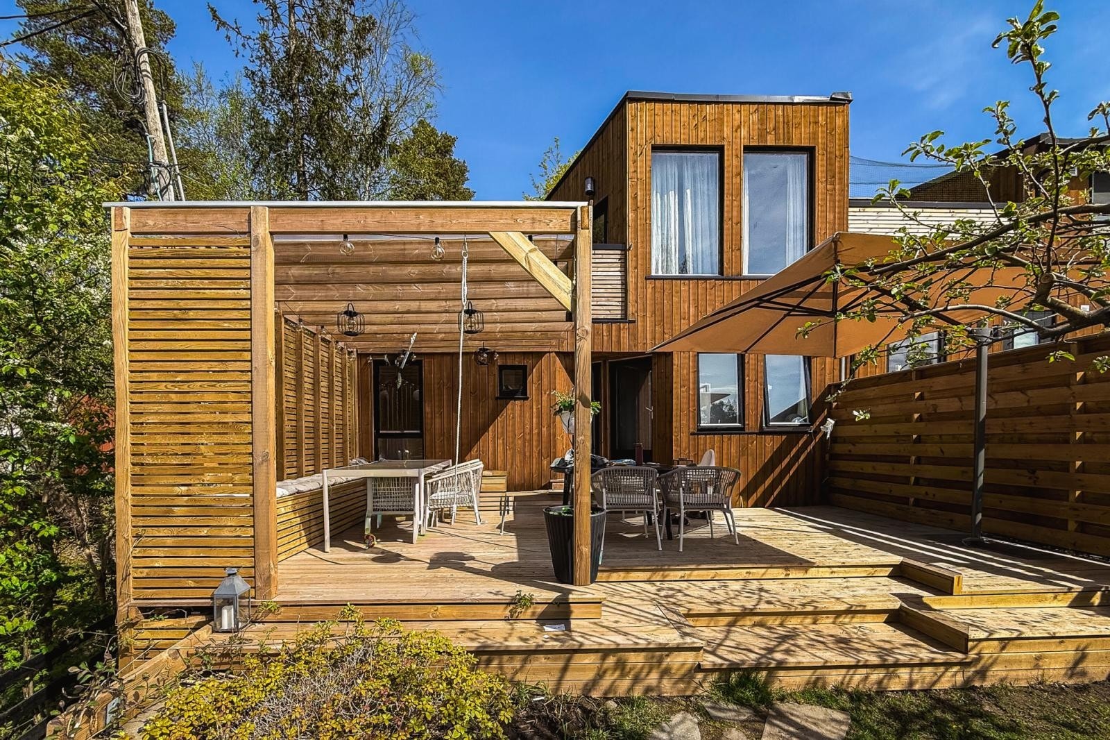 Selgers egne bilder. Galleribilde