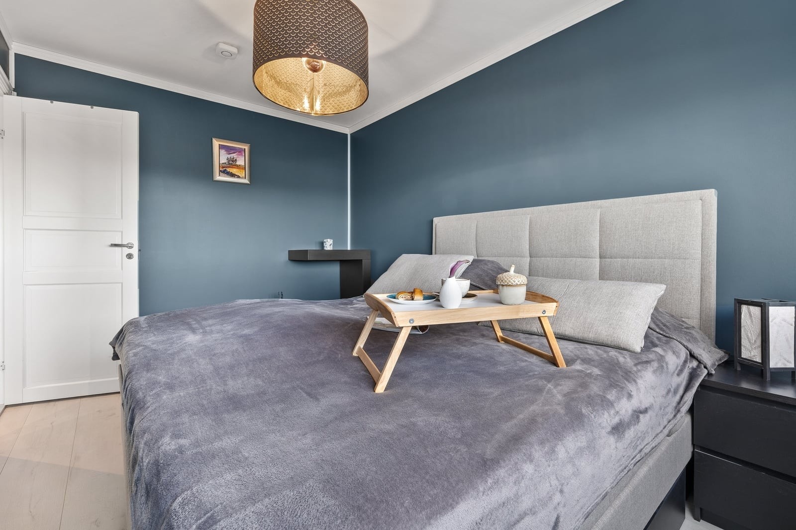 Hovedsoverommet har god plass til dobbeltseng og tilhørende møblement. Galleribilde