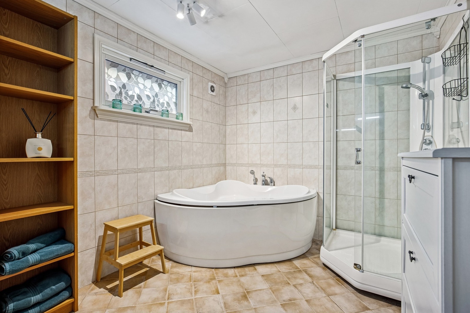 Bad i 2 etasje Galleribilde