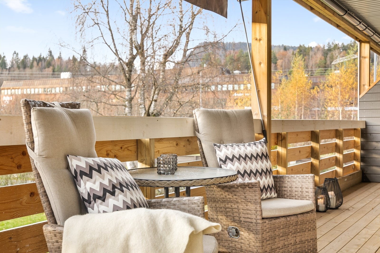 Her ute kan man enkelt innrede med flere sittegrupper for sosiale sammenkomster. Galleribilde