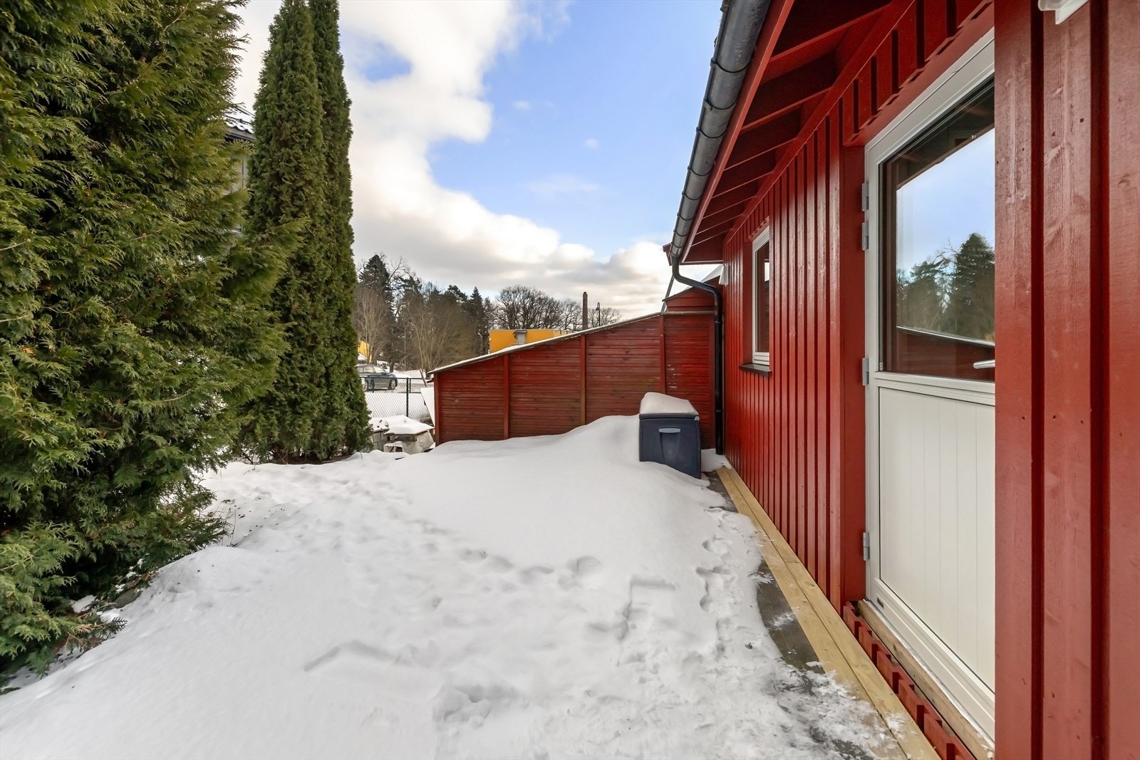 bakhage med morgensol Galleribilde