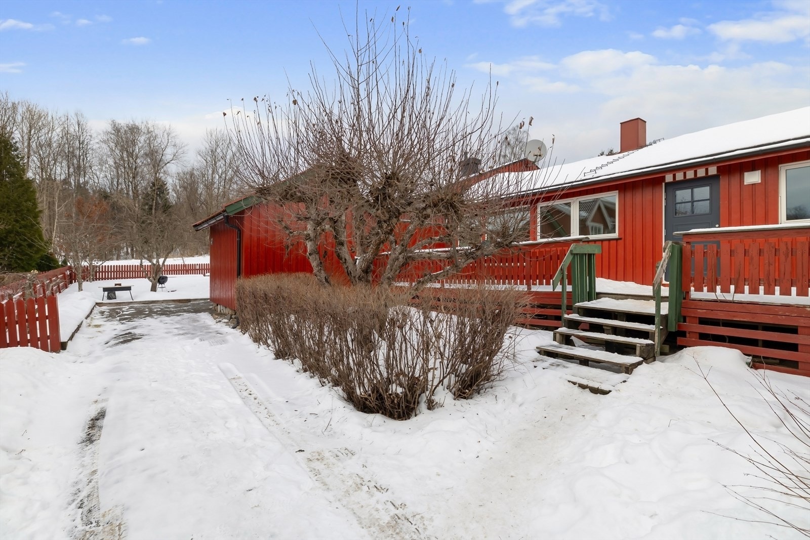 Boligen ligger i barnevennlig blindvei Galleribilde