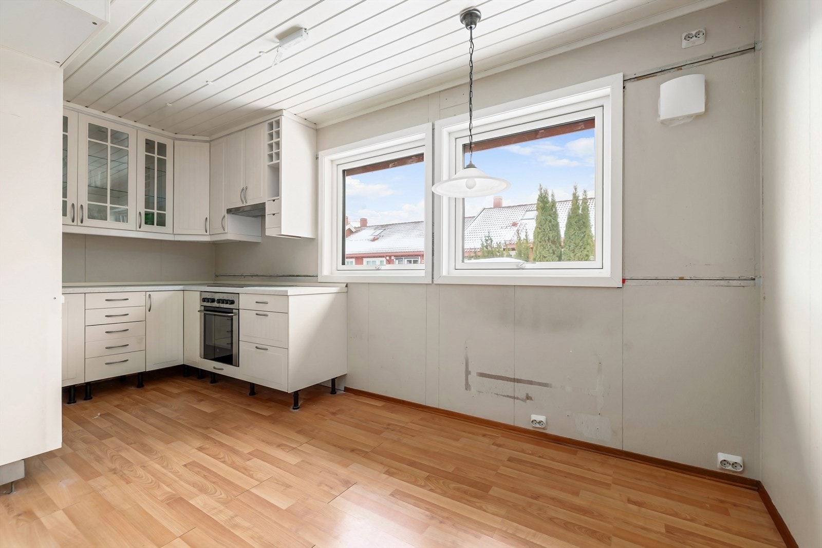 Kjøkken med spiseplass Galleribilde