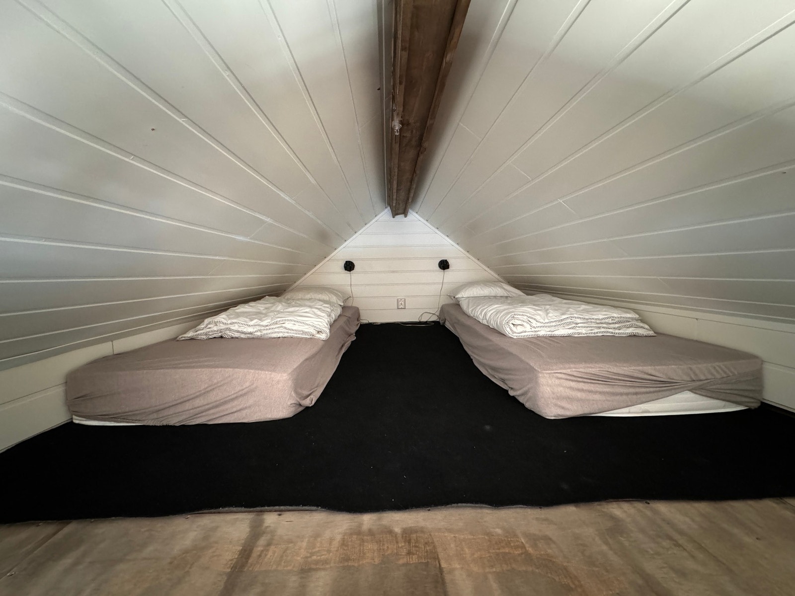 Trivelig hems. Galleribilde