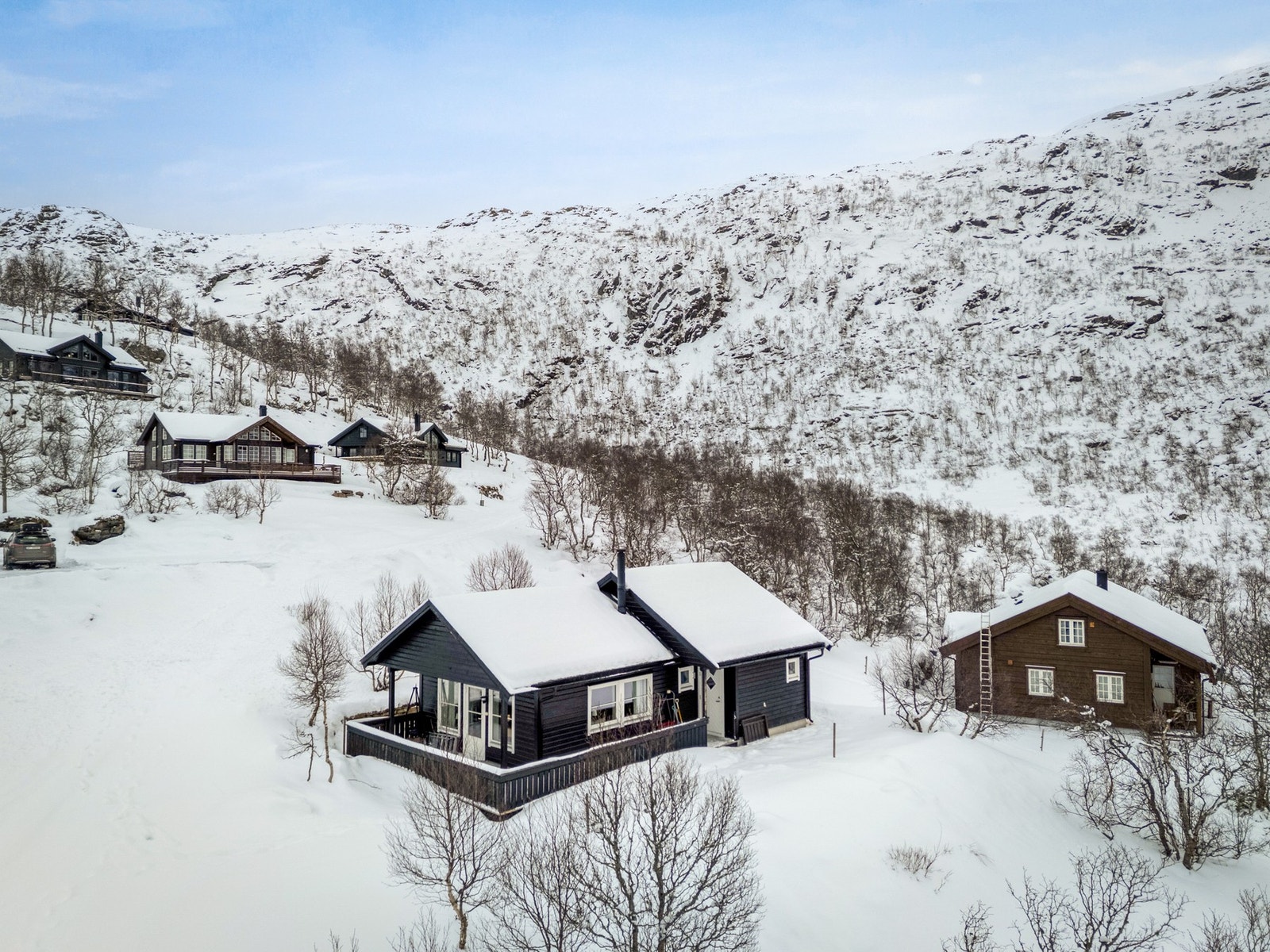 - Fjellhytte fra 2013 i naturskjønne omgivelser med god standard - Galleribilde