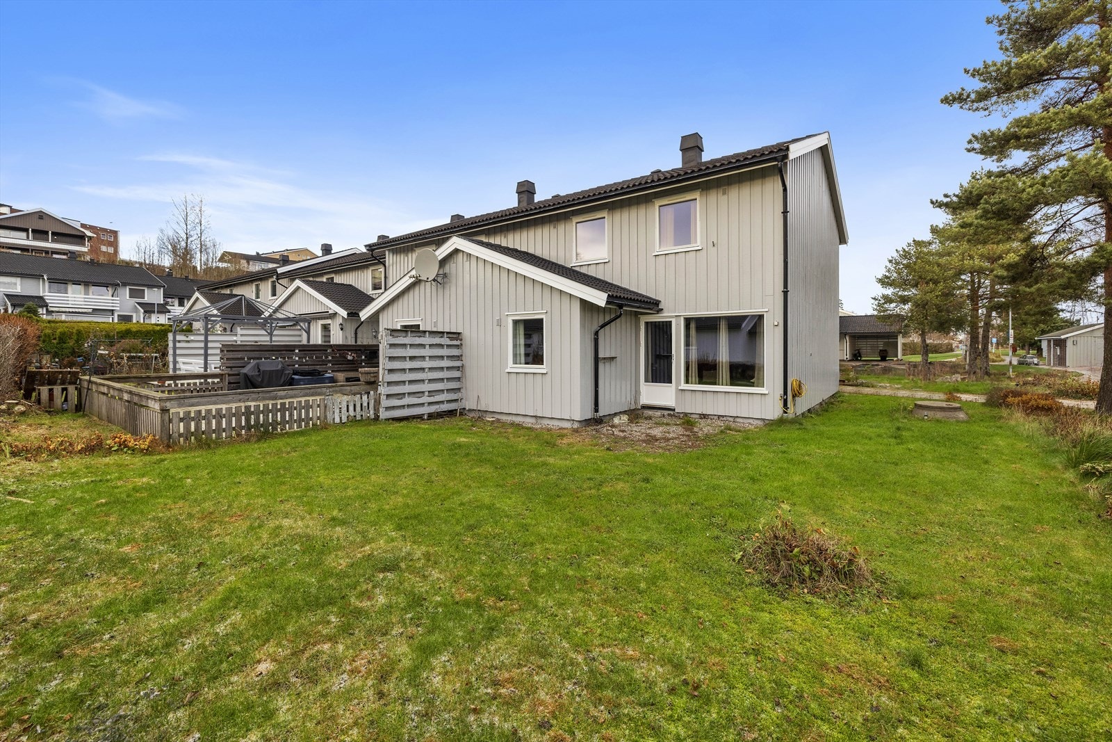 Nordvik Tønsberg ved Jørgen Nyhus ønsker velkommen til Slagenveien 76A! Foto: Fotograf A7 Media AS. Galleribilde