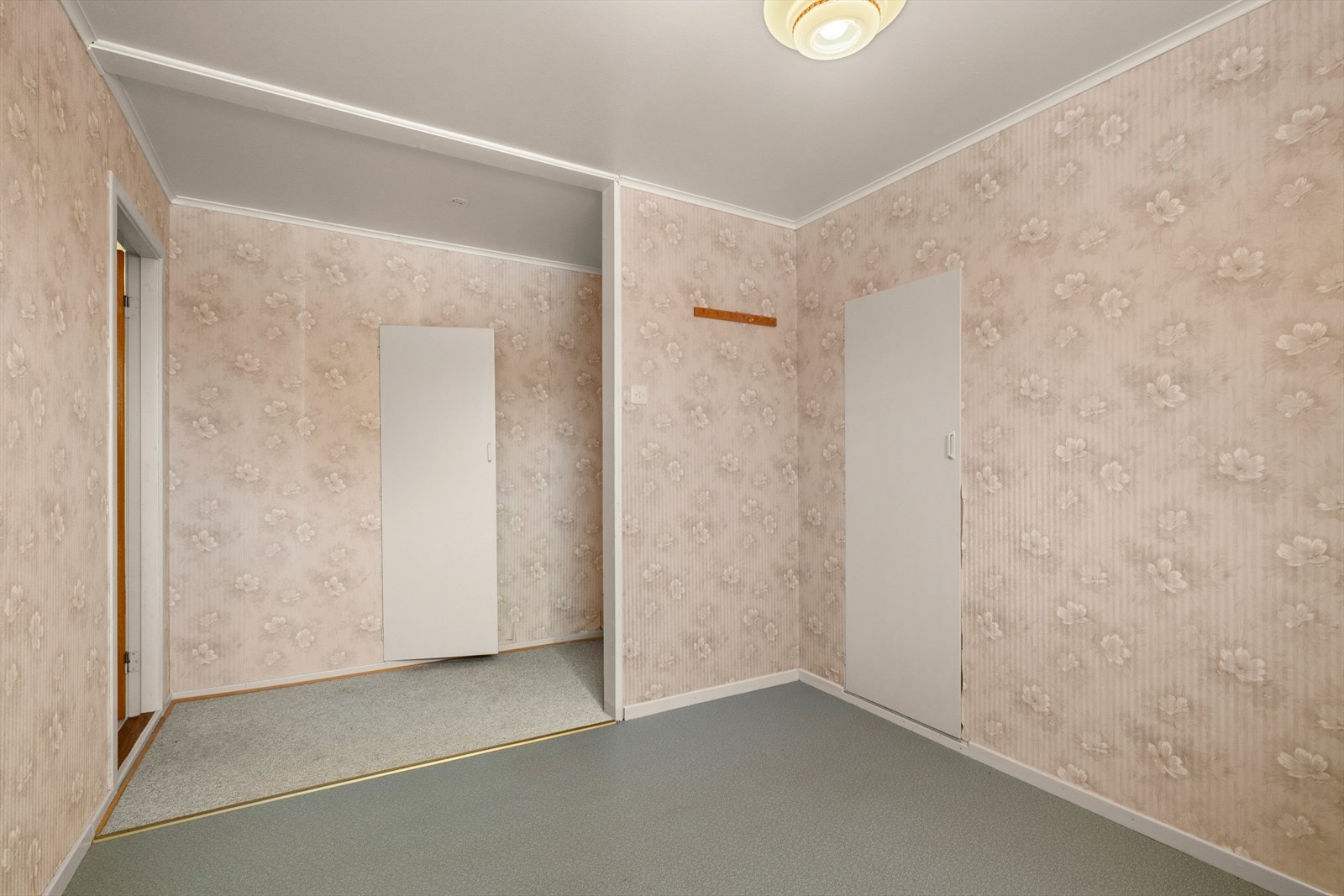 Disponibelt Galleribilde